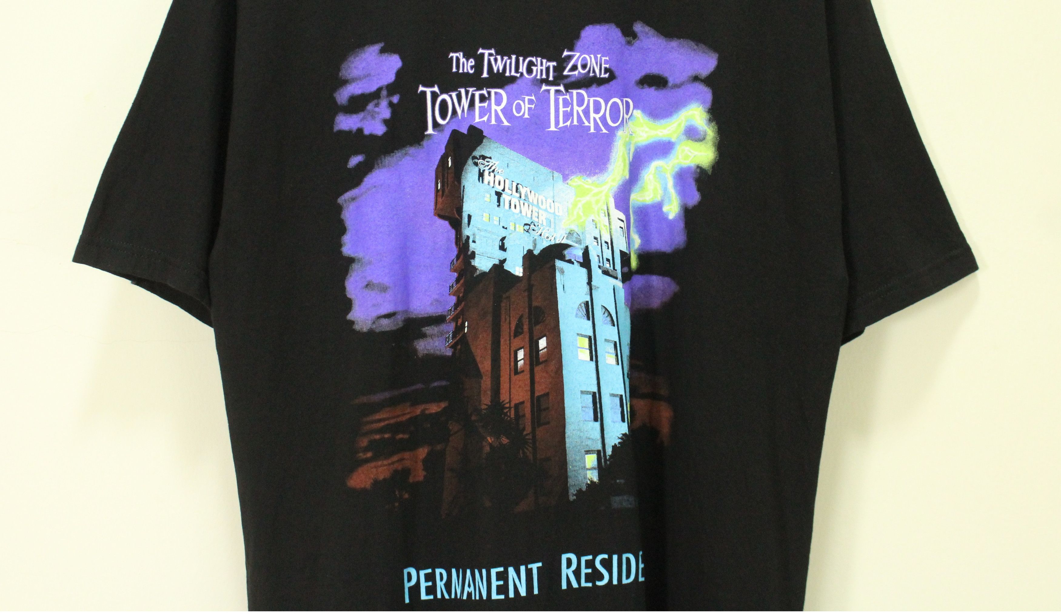 Disney × Vintage Vintage THE TWILIGHT ZONE TOWER OF TERROR T Shirt Size US L / EU 52-54 / 3 - 4 Thumbnail