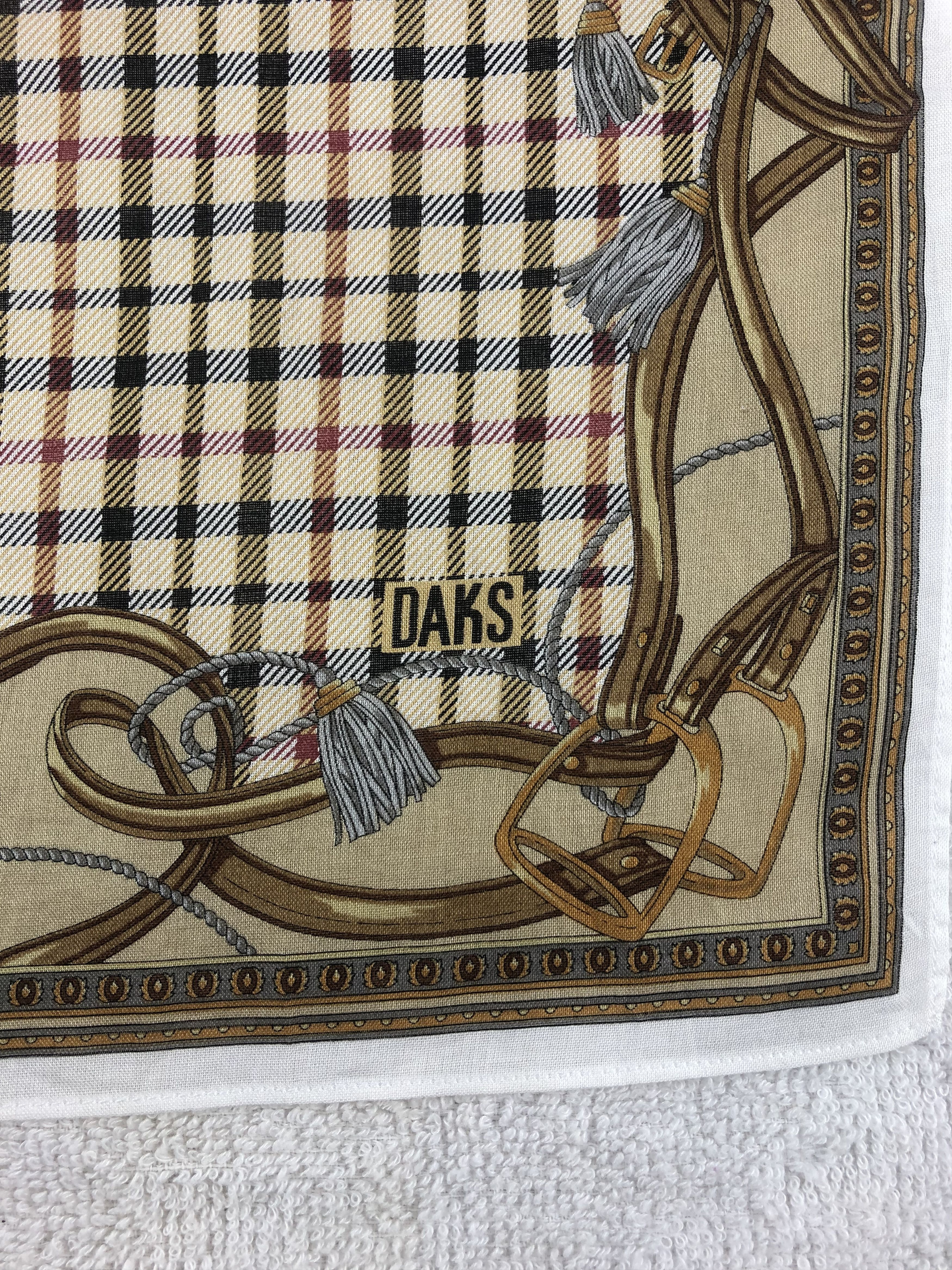 DAKS DAKS London Handkerchief / Bandana / Neckerchief Size ONE SIZE - 5 Thumbnail