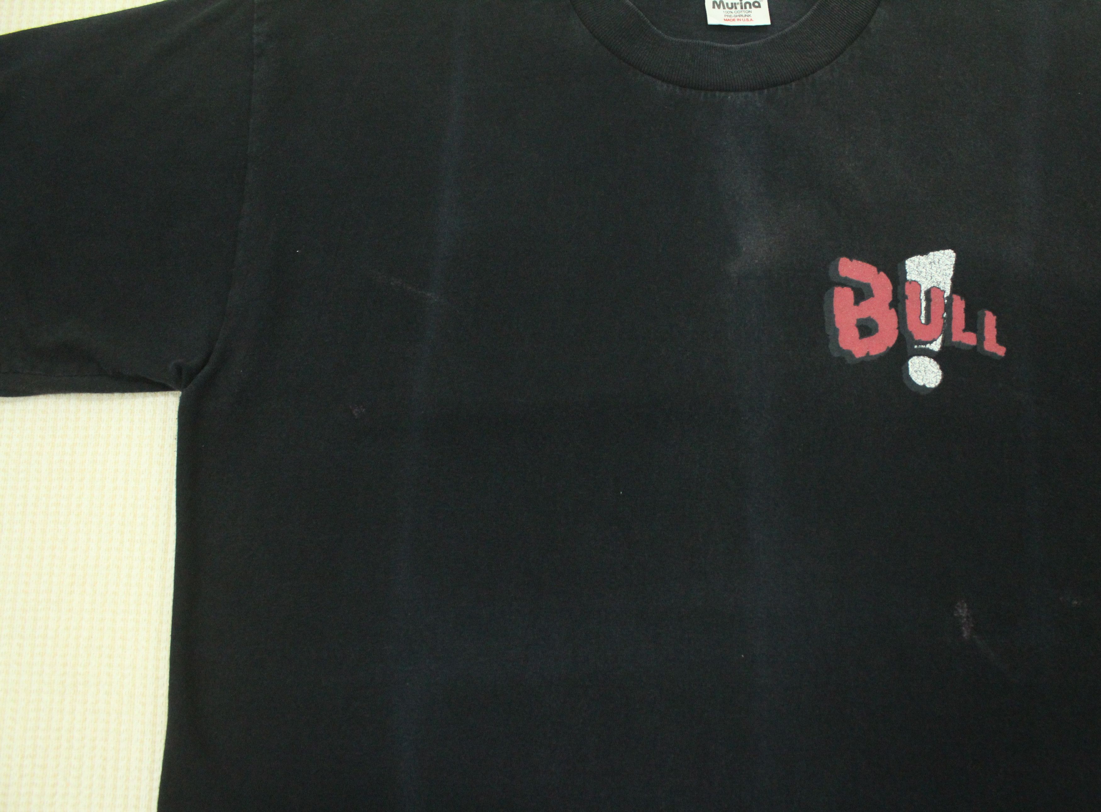 Vintage Vintage 90s BULL T Shirt Nightmare Sunfaded Distressed Shirt Size US L / EU 52-54 / 3 - 4 Thumbnail