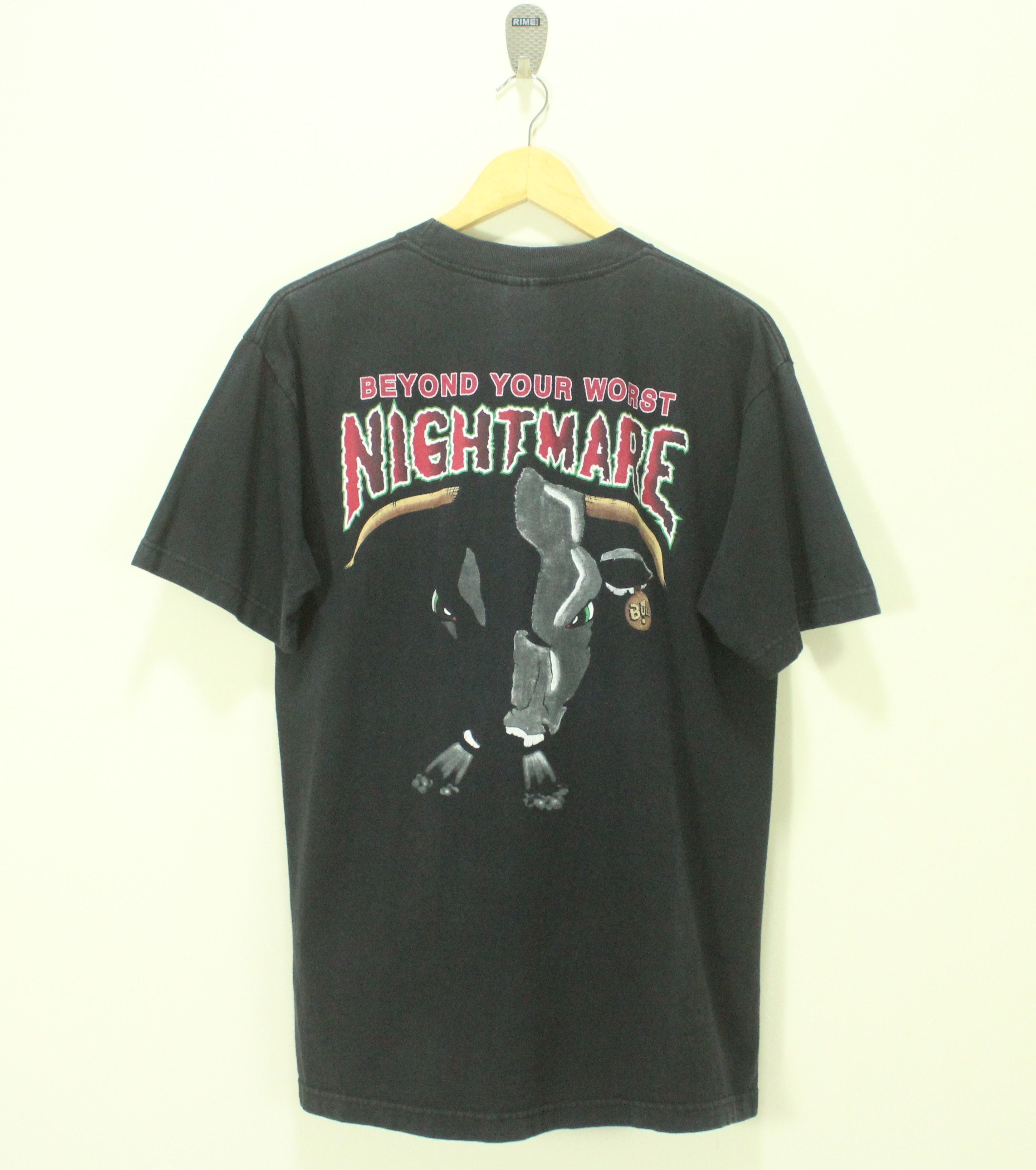Vintage Vintage 90s BULL T Shirt Nightmare Sunfaded Distressed Shirt Size US L / EU 52-54 / 3 - 1 Thumbnail