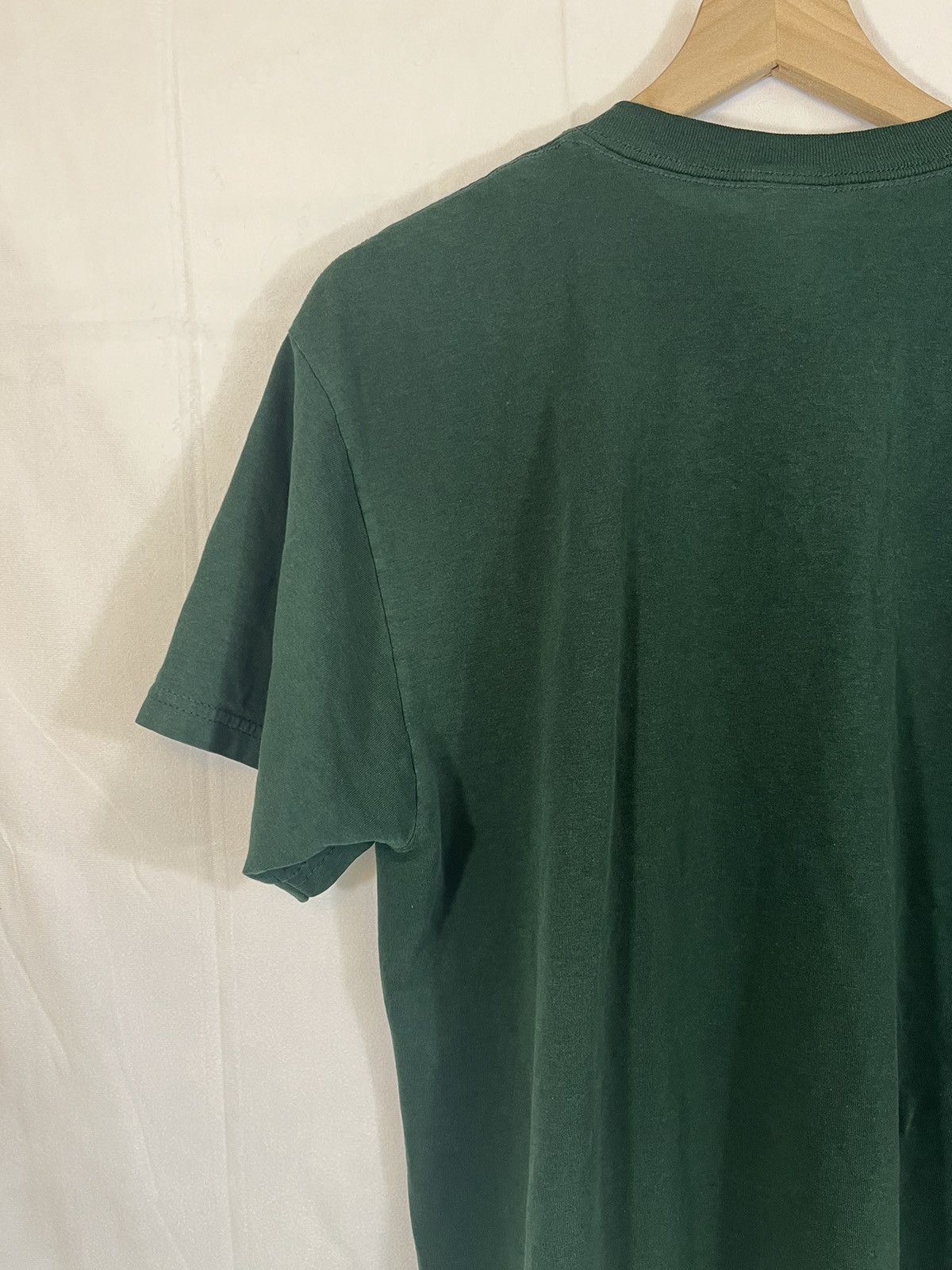 Vintage Vintage Roosevelt University Handshake Faded College Tee Size US L / EU 52-54 / 3 - 6 Thumbnail