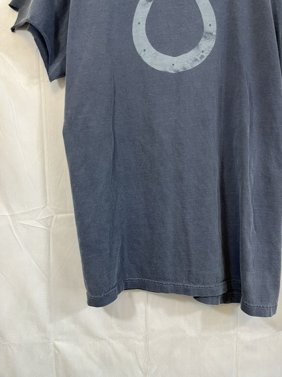 NFL Distressed Faded Indiana Colts Cut Off Cap Sleeve Tee Size US L / EU 52-54 / 3 - 8 Thumbnail