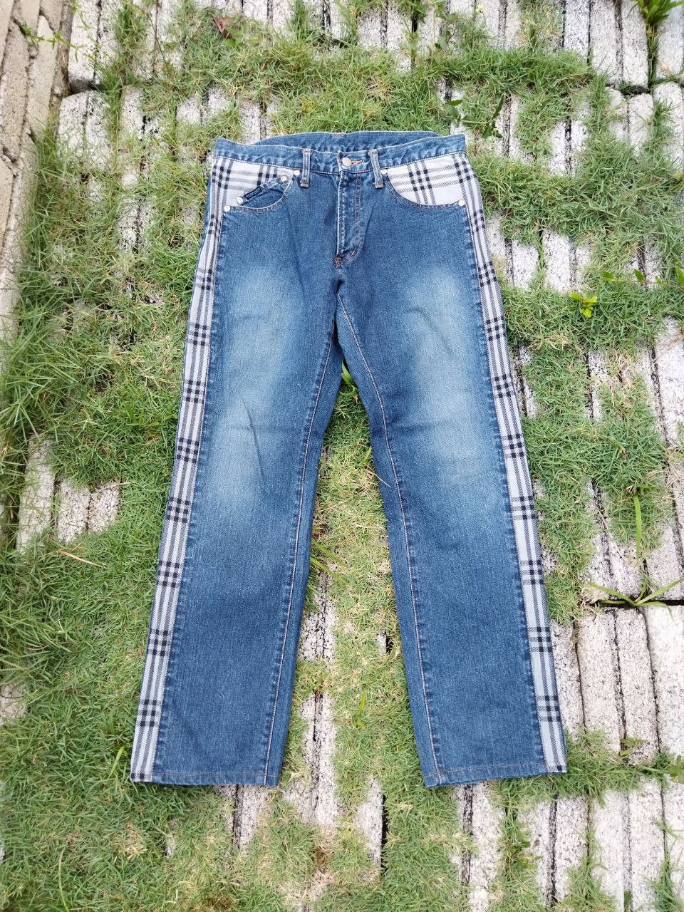 Burberry Burberry London Blue Label Nova Check Jeans Size US 32 / EU 48 - 1 Thumbnail