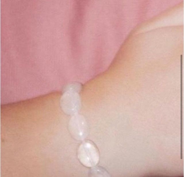 Jewelry SALE Clear Quartz oval beaded bracelet Size ONE SIZE - 2 Thumbnail