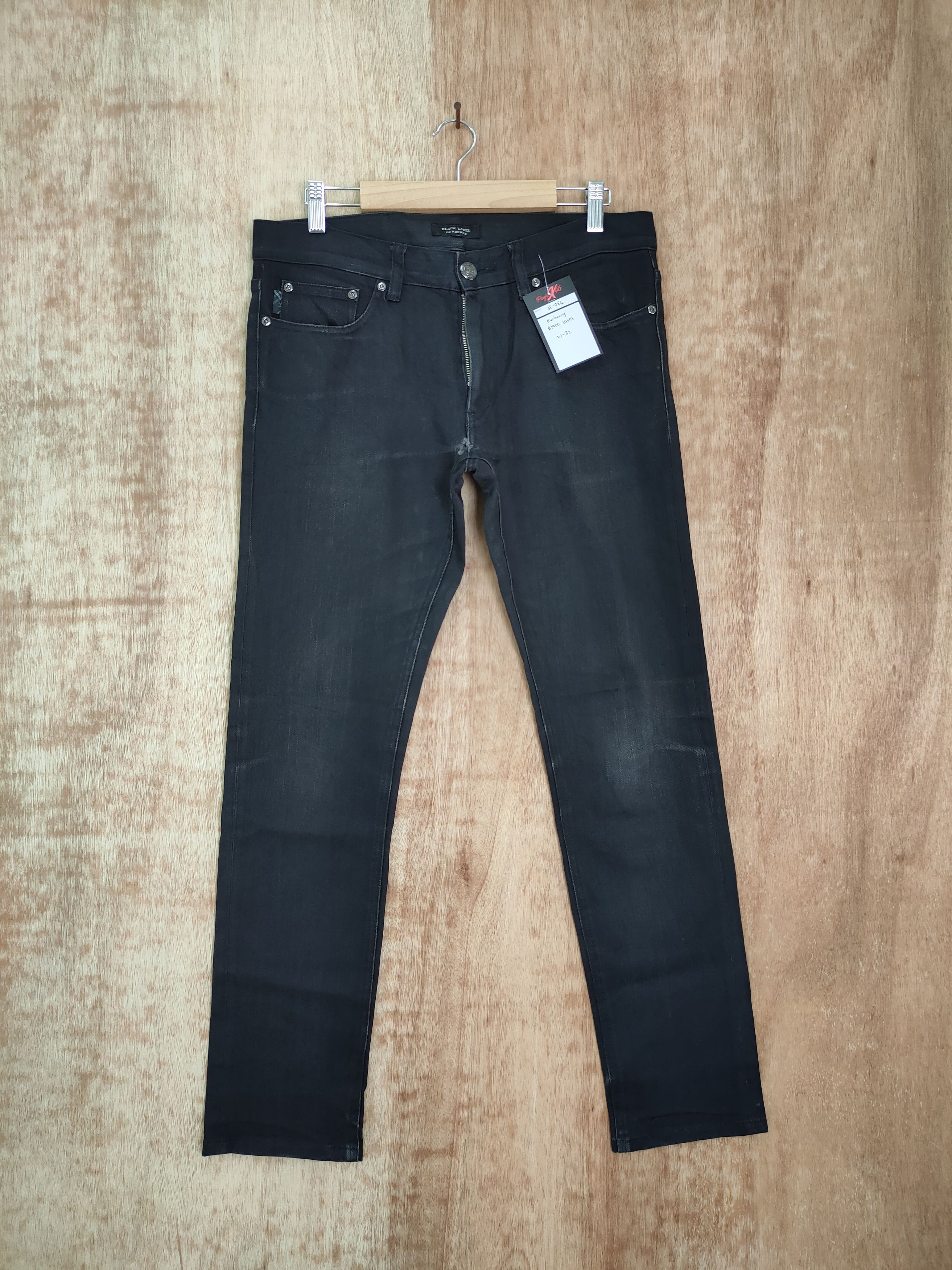 image of Dl Burberry Black Label Streetwear Denim Pants 46-084, Men's (Size 31)
