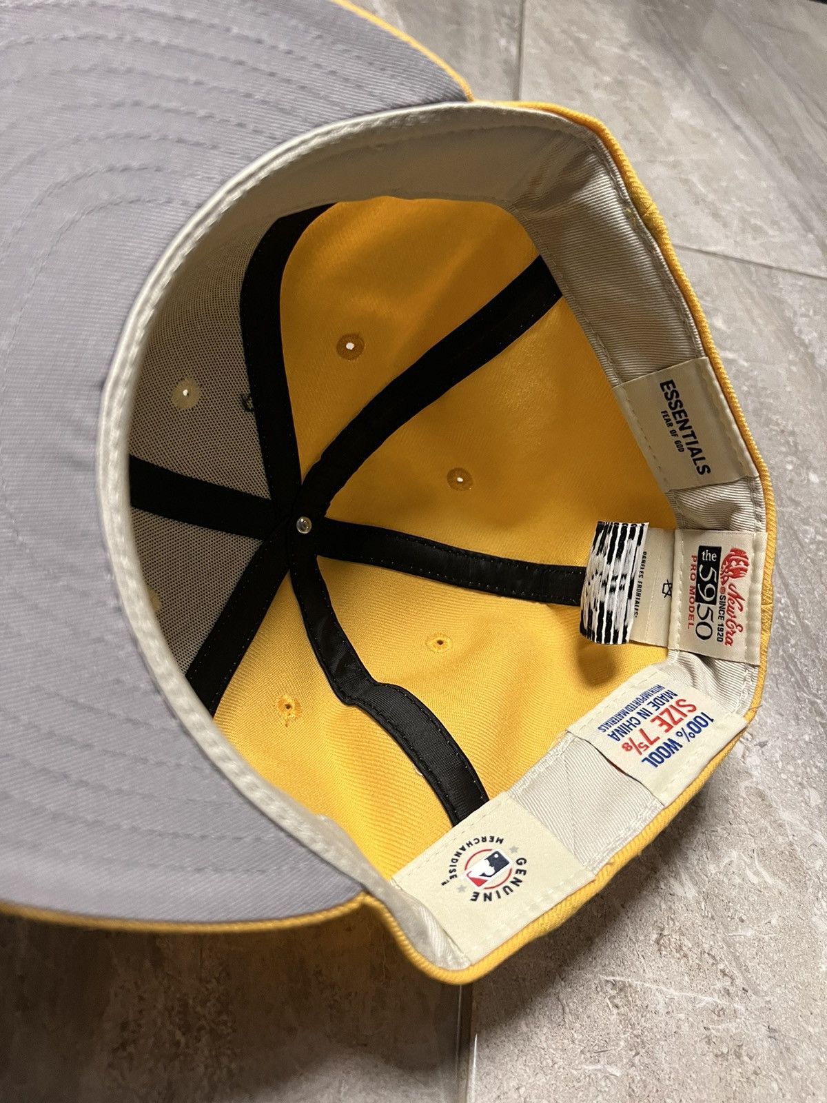 Fear of God × New Era Fear of God Essentials 59Fifty Fitted Hat Gold Size ONE SIZE - 5 Thumbnail