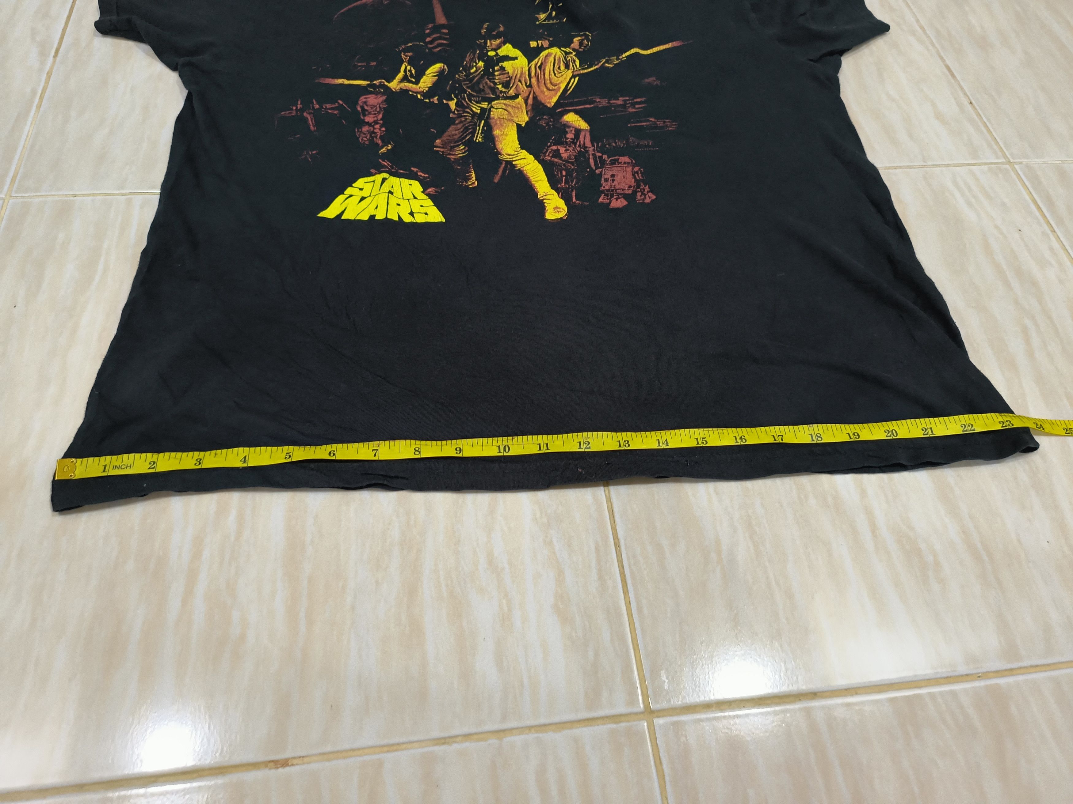 Star Wars 🔥Rare🔥 Star Wars Distressed tee Size US L / EU 52-54 / 3 - 8 Thumbnail