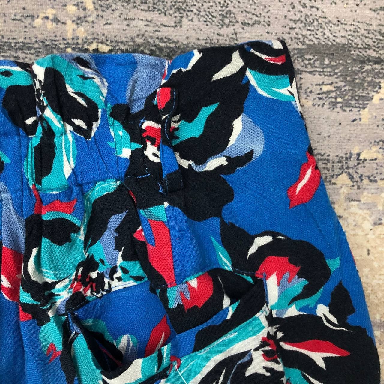 Japanese Brand P282 JAPAN X-GIRL FLOWER ART FULL PRINT PANTS Size 28" / US 6 / IT 42 - 9 Thumbnail