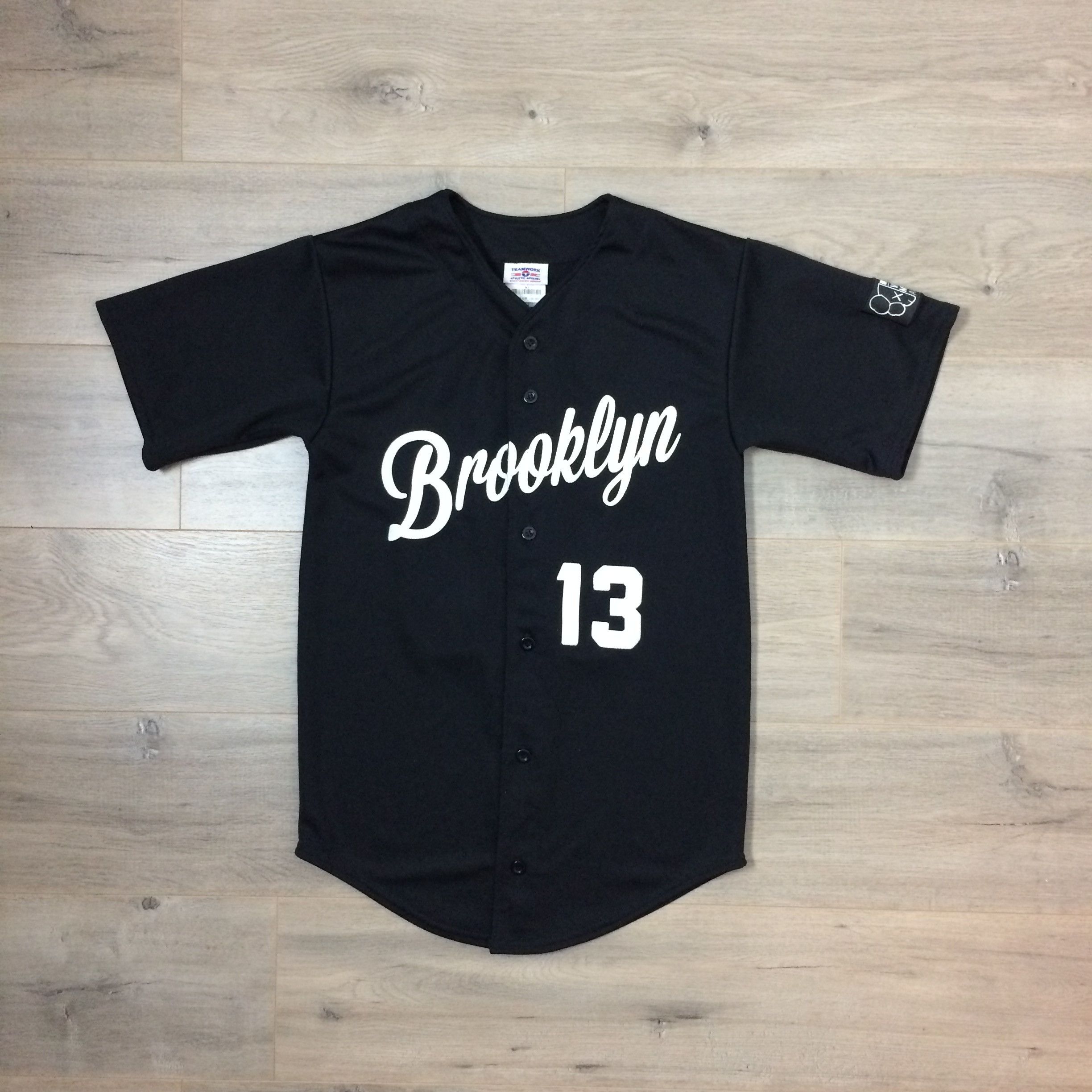 RARE! KAWS x MTV 2013 VMA 13 BROOKLYN BASEBALL JERSEY EMBROIDERED  Men's M