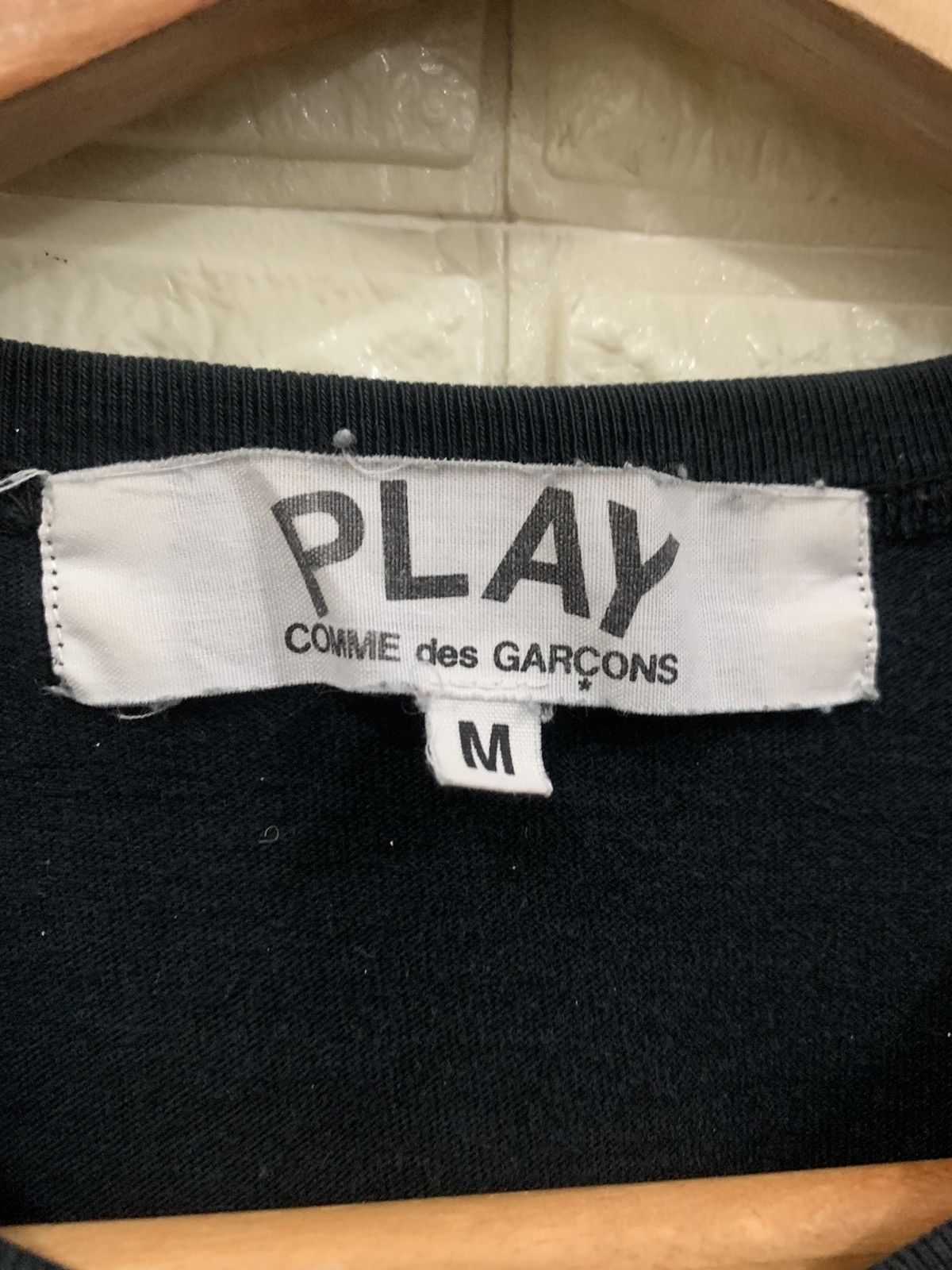 Comme des Garcons PLAY PLAY Comme Des Garcons Black T Shirt Size M / US 6-8 / IT 42-44 - 4 Thumbnail