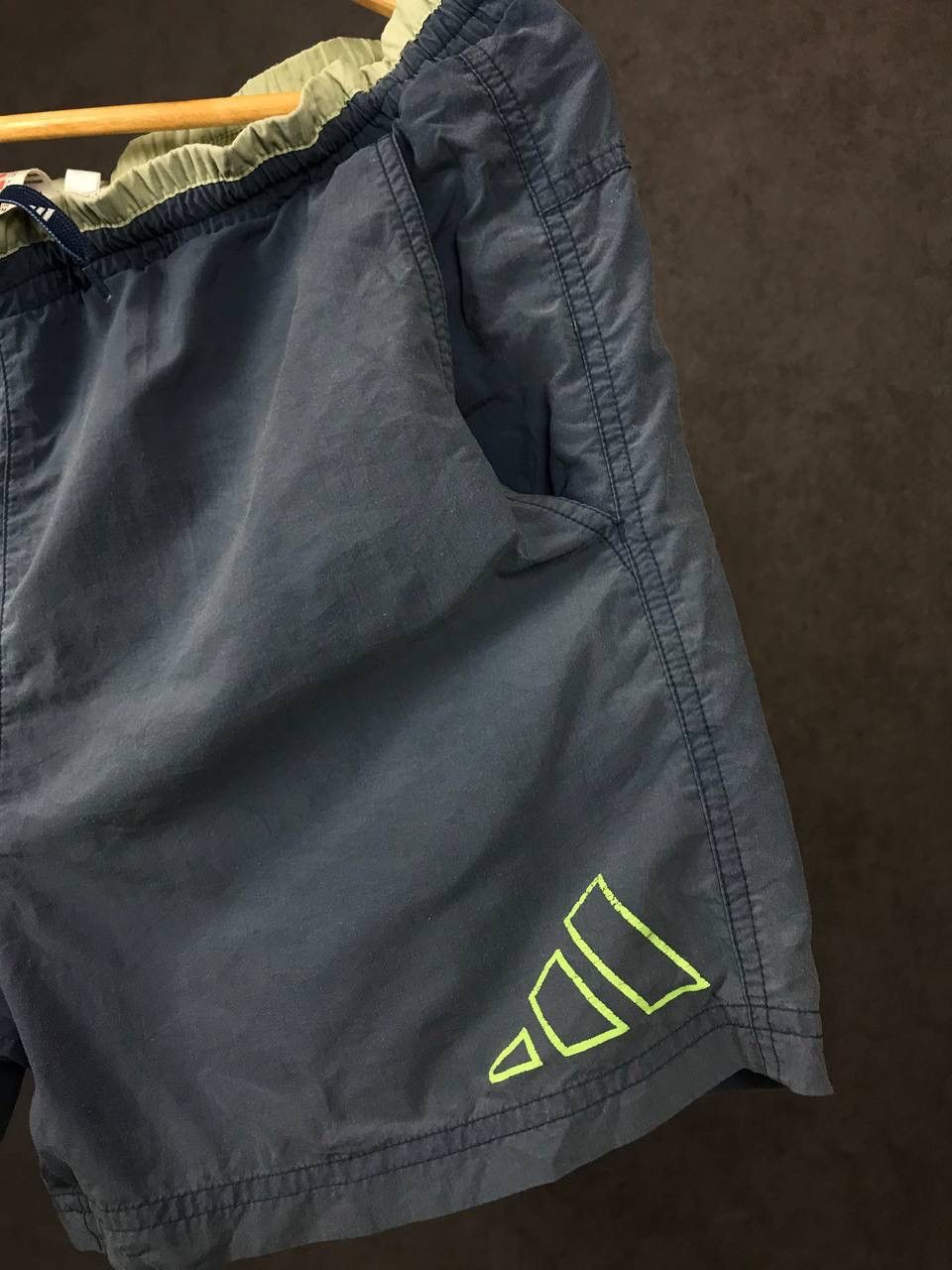 Adidas × Vintage Adidas vintage streetwear big logo shorts Size US 32 / EU 48 - 2 Thumbnail