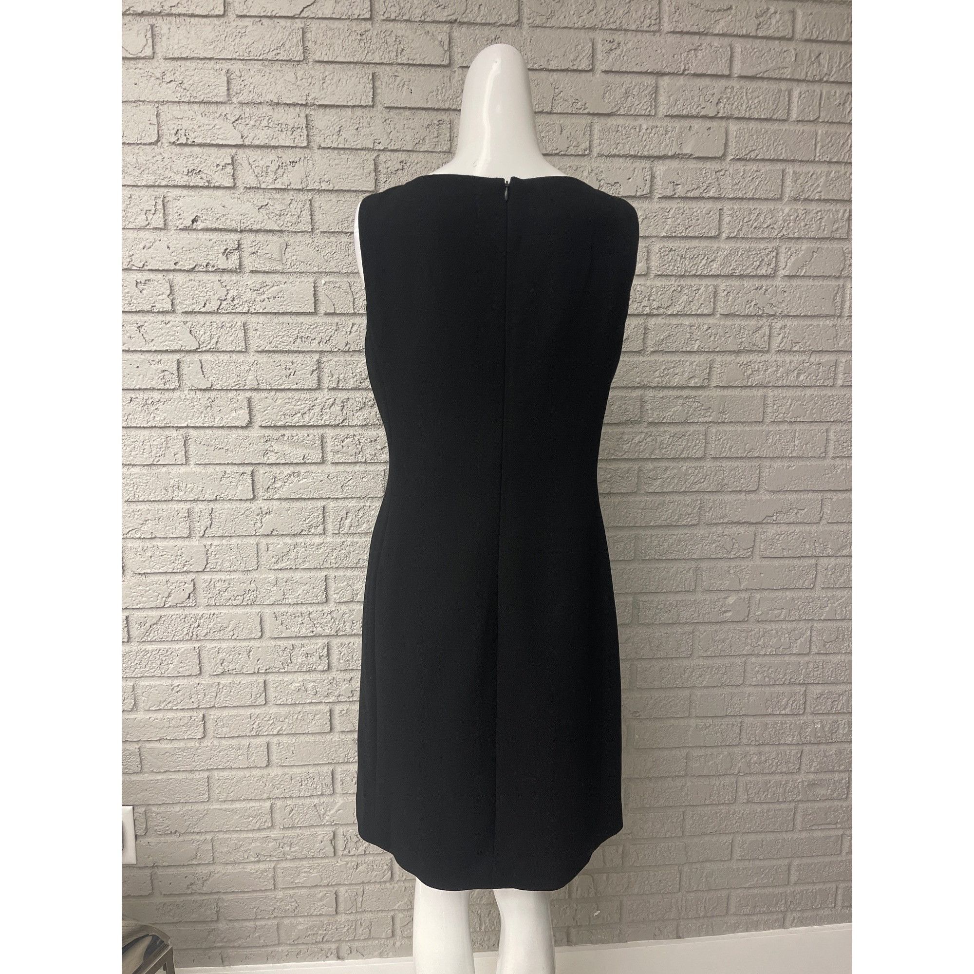 Ann Taylor Black Sleeveless Wool Embroidery Sheath Dress -  www.ohana-automobiles.fr