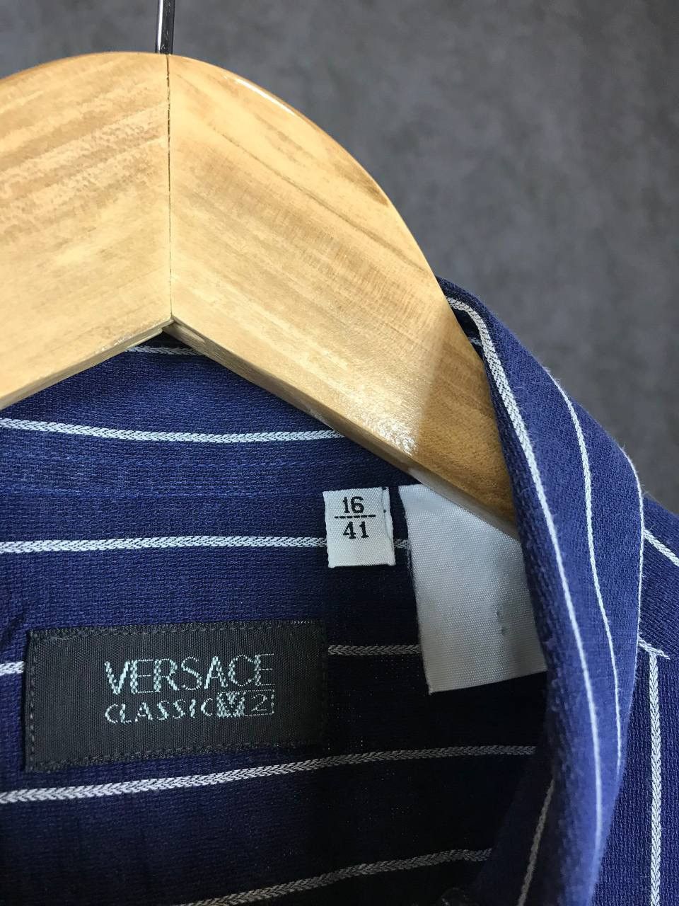 Vintage Versace vintage luxury shirt Size US L / EU 52-54 / 3 - 3 Thumbnail