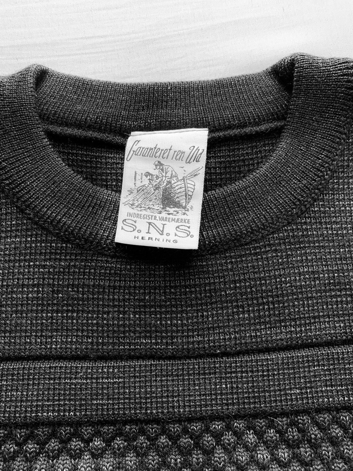 S.N.S. Herning S.N.S. HERNING Textured Virgin Wool Sweater midnight blue M Size US M / EU 48-50 / 2 - 4 Thumbnail