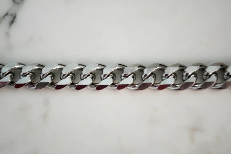 Jewelry 11mm Link Chain Bracelet Size ONE SIZE - 2 Thumbnail