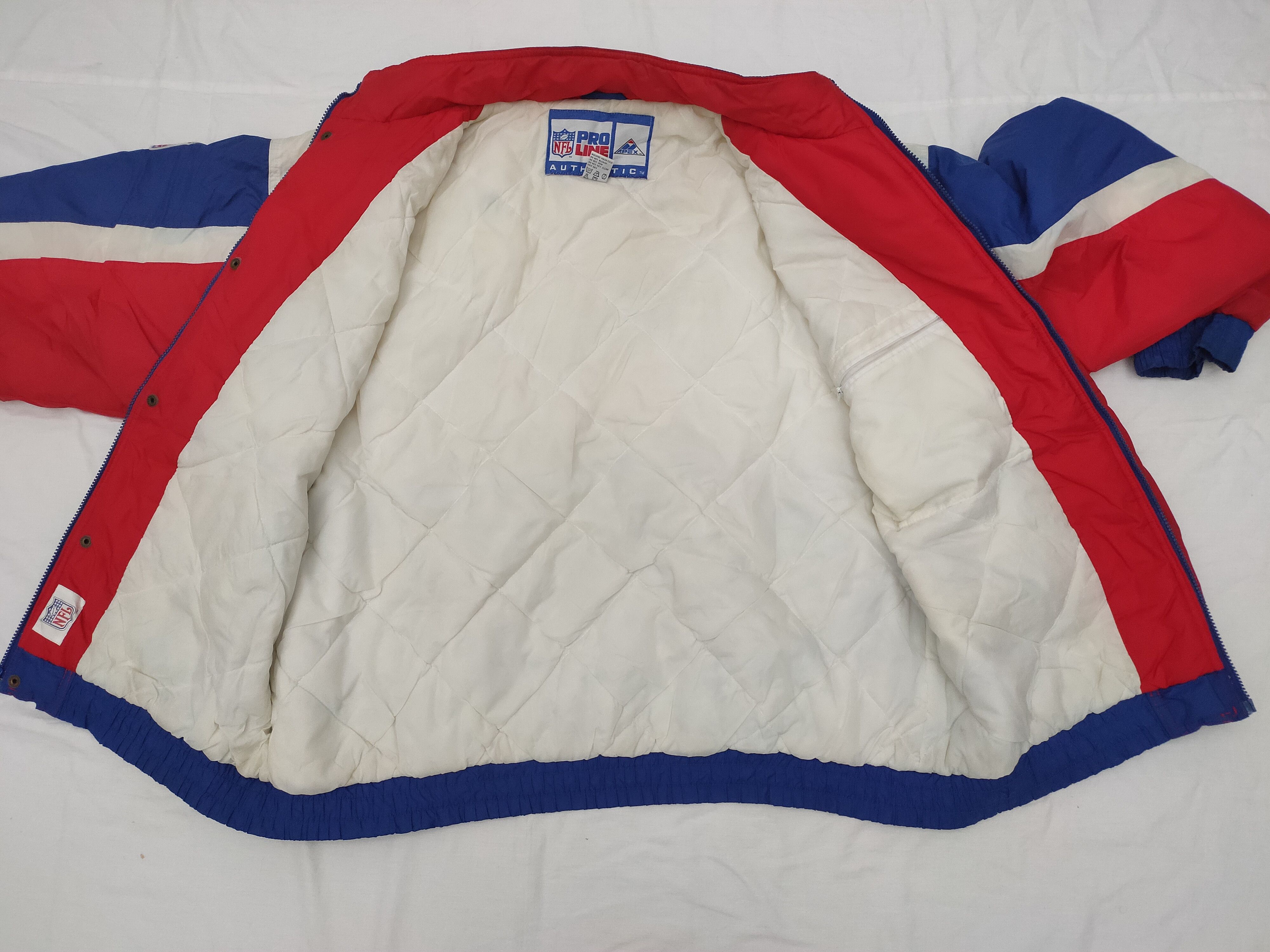 Vintage Vintage NFL Mirage New England Patriots Bomber Jacket Size US XL / EU 56 / 4 - 9 Thumbnail