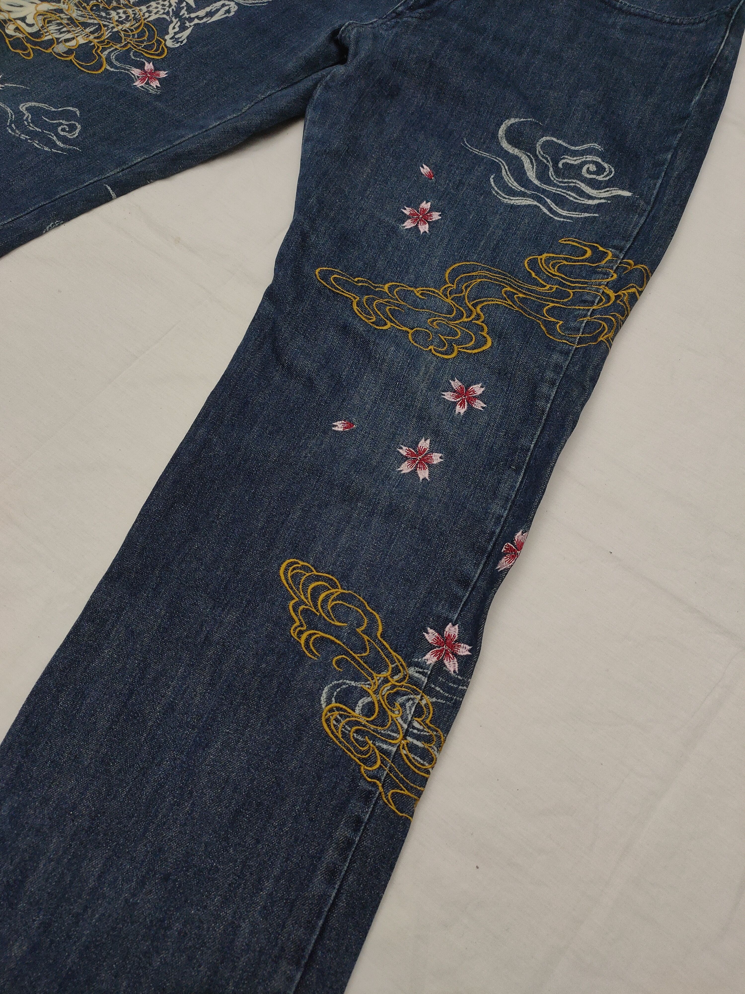 Karakuri Tamashii Japanese Brand Vomanie Sukajan Dragon Flowers Jeans Size US 37 - 2 Thumbnail