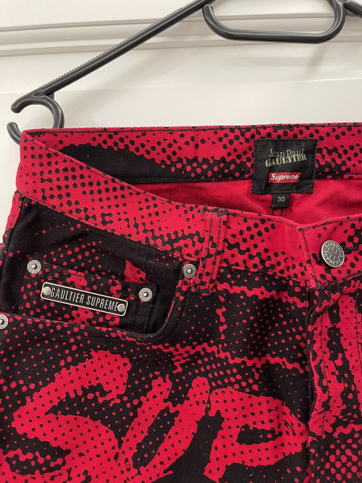 Jean Paul Gaultier × Supreme Jean Paul Gaultier Supreme Fuck Racism Jeans Size US 30 / EU 46 - 2 Thumbnail