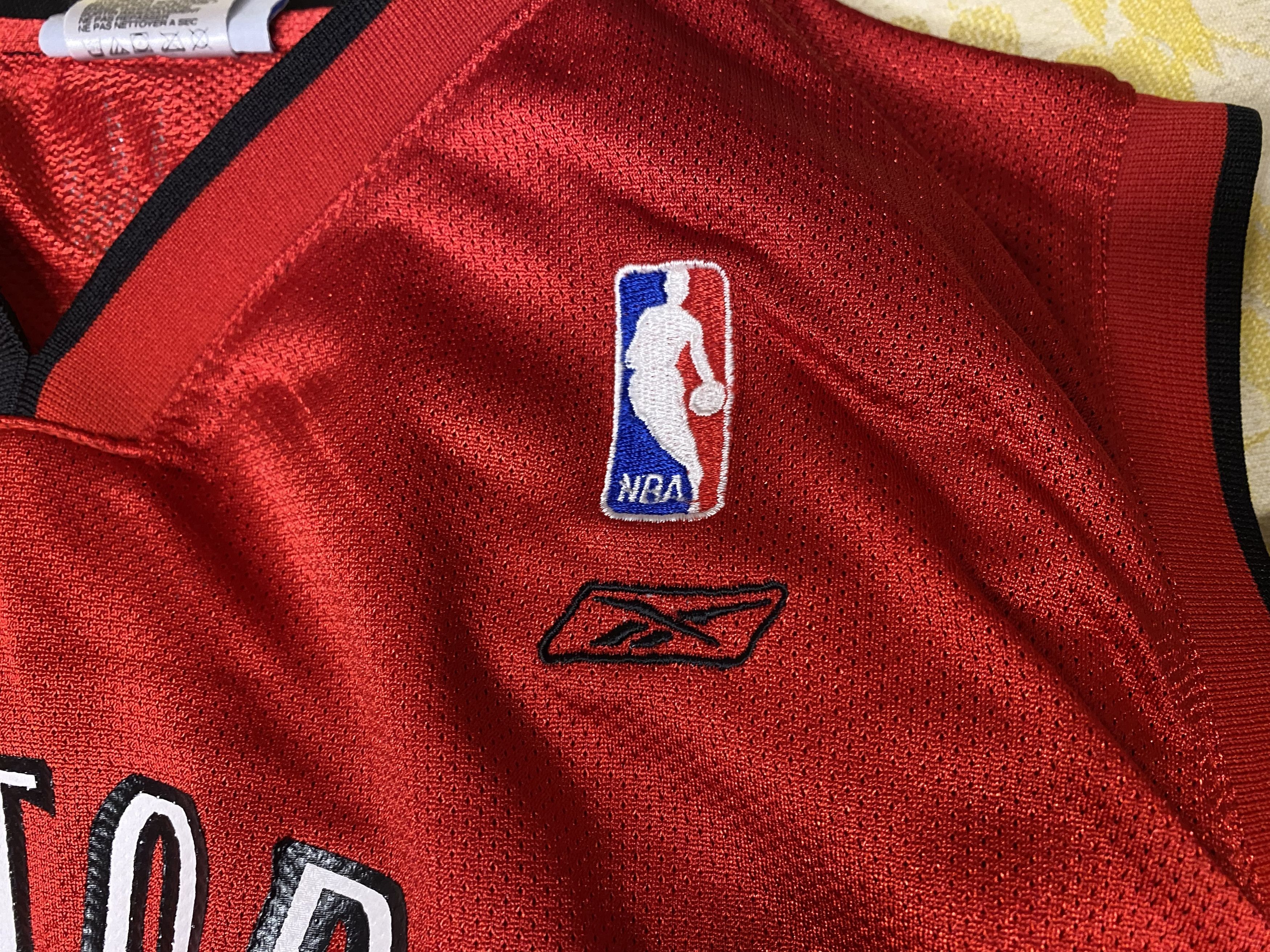 NBA TORONTO RAPTORS #4 CHRIS BOSH NBA BASKETBALL SHIRT JERSEY Size US XS / EU 42 / 0 - 3 Thumbnail