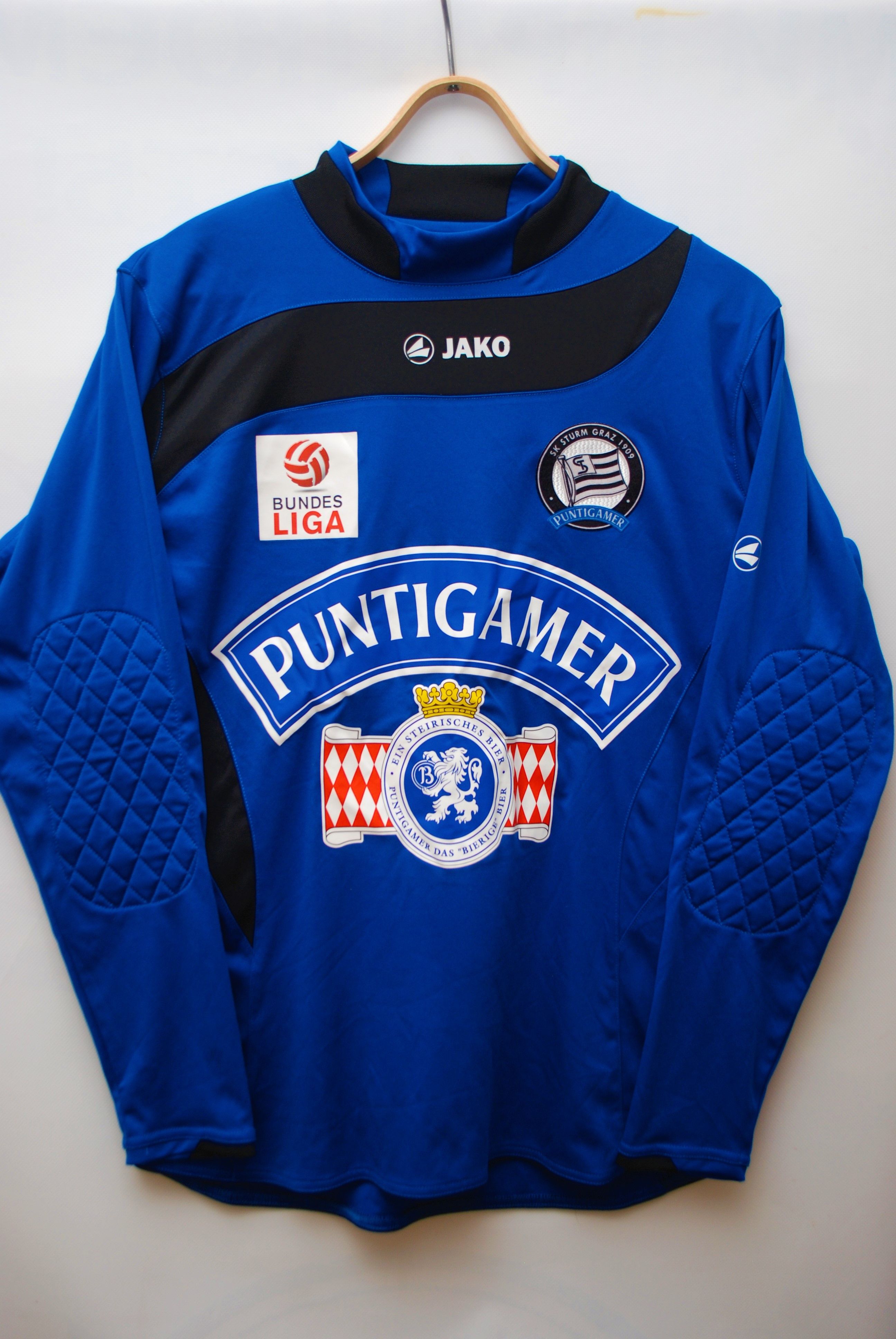 UEFA SK STURM GRAZ 2010 2011 GK FOOTBALL SHIRT GOALKEEPER Size US S / EU 44-46 / 1 - 1 Thumbnail
