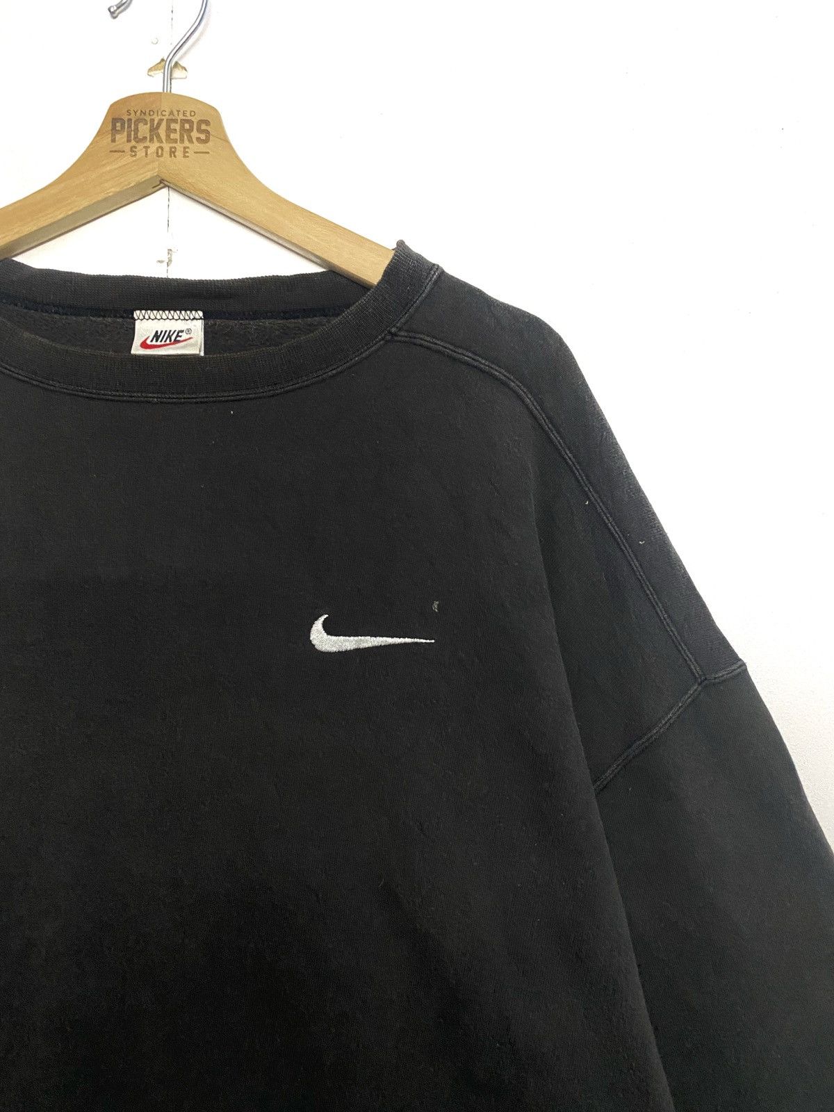 Nike × Vintage Vintage 90s Nike Small Swoosh Embroidery Pullover Large Size US L / EU 52-54 / 3 - 3 Thumbnail