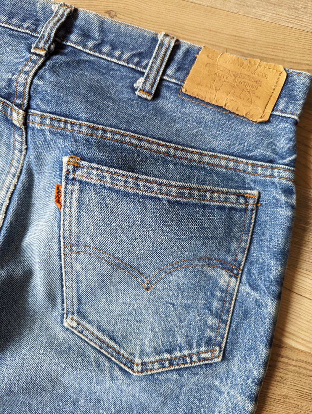 Levi's Levis 527 Vintage 80s Blue Faded Bootcut Jeans released hem Size US 32 / EU 48 - 2 Thumbnail