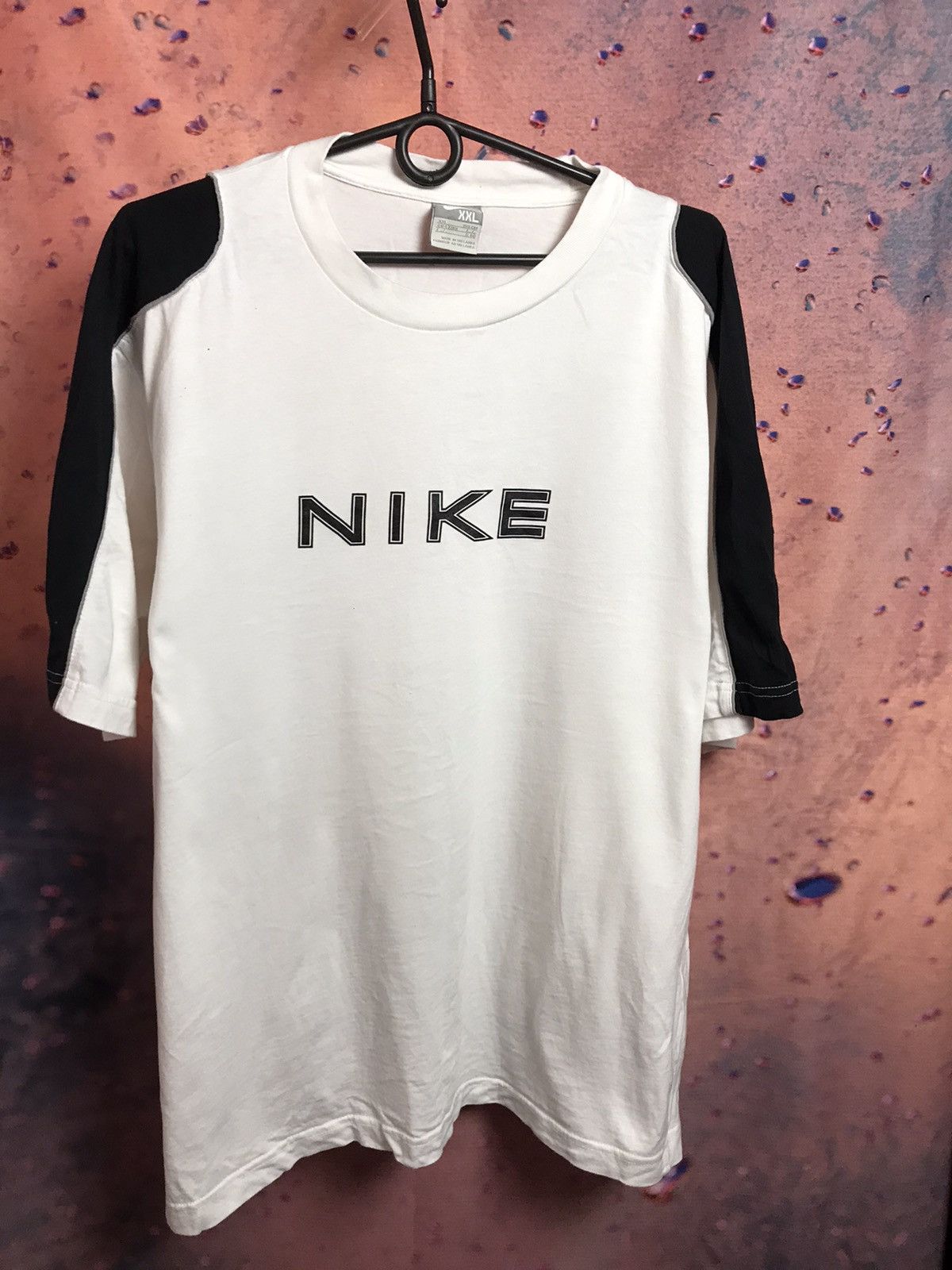 Nike × Vintage Vintage Nike centre logo streetwear tee Size US XL / EU 56 / 4 - 2 Thumbnail