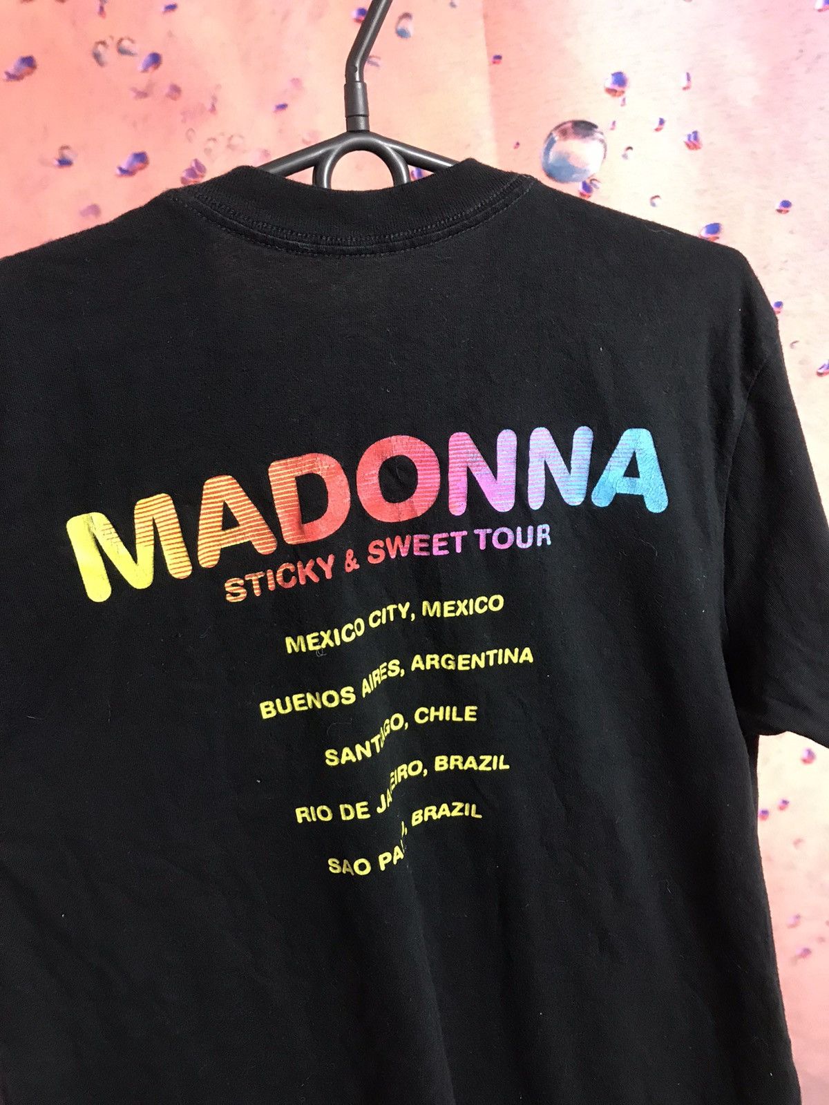 Band Tees Vintage Madonna band streetwear tour tee Size US M / EU 48-50 / 2 - 4 Thumbnail