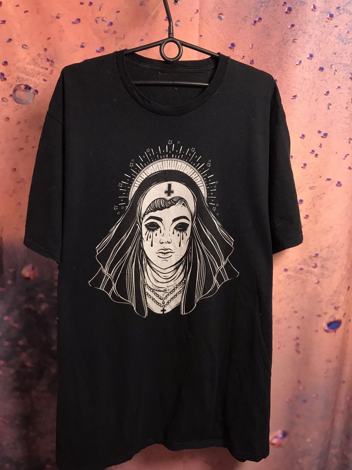 Vintage Vintage nun streetwear tee Size US XL / EU 56 / 4 - 2 Thumbnail