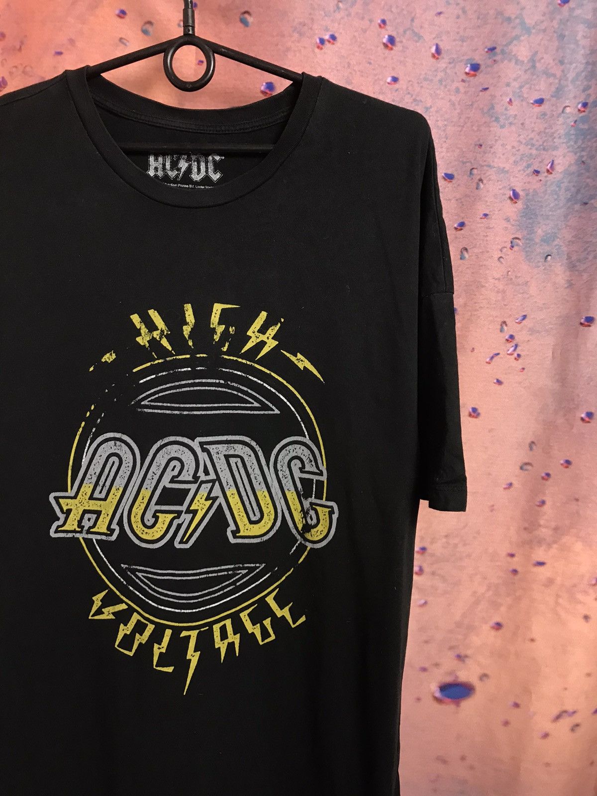 AC/DC × Band Tees × Vintage Vintage Ac Dc band rock tee Size US XL / EU 56 / 4 - 1 Thumbnail