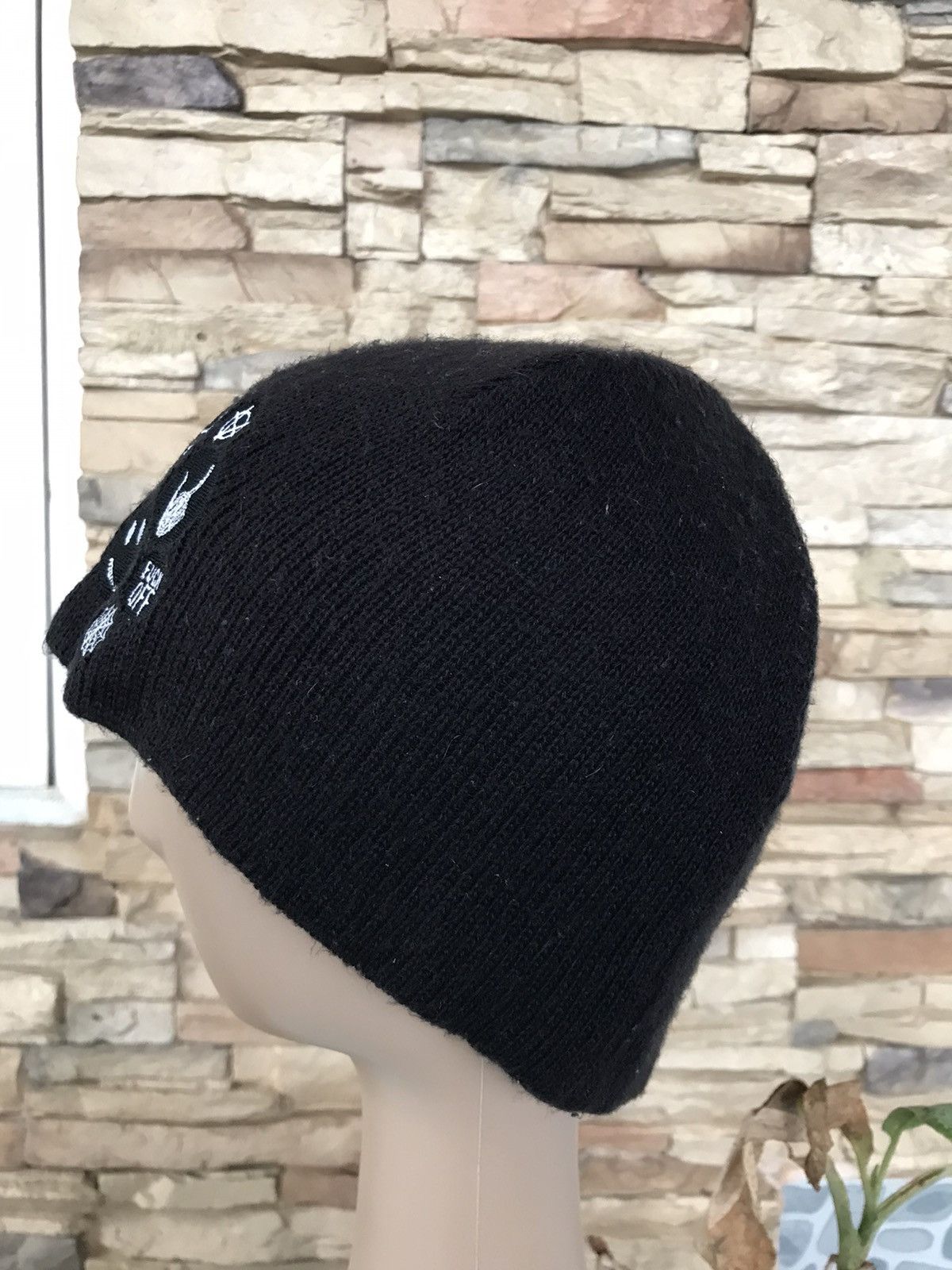 Vintage Vintage Montage Beanie Hat Patches punk rock misfits Size ONE SIZE - 2 Thumbnail