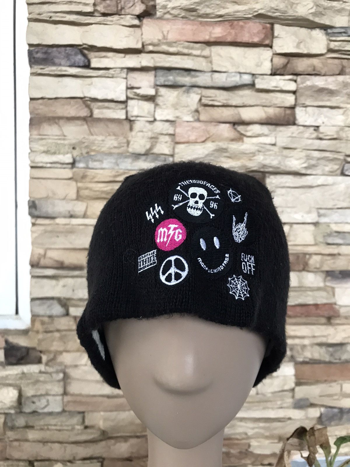 Vintage Vintage Montage Beanie Hat Patches punk rock misfits Size ONE SIZE - 1 Thumbnail
