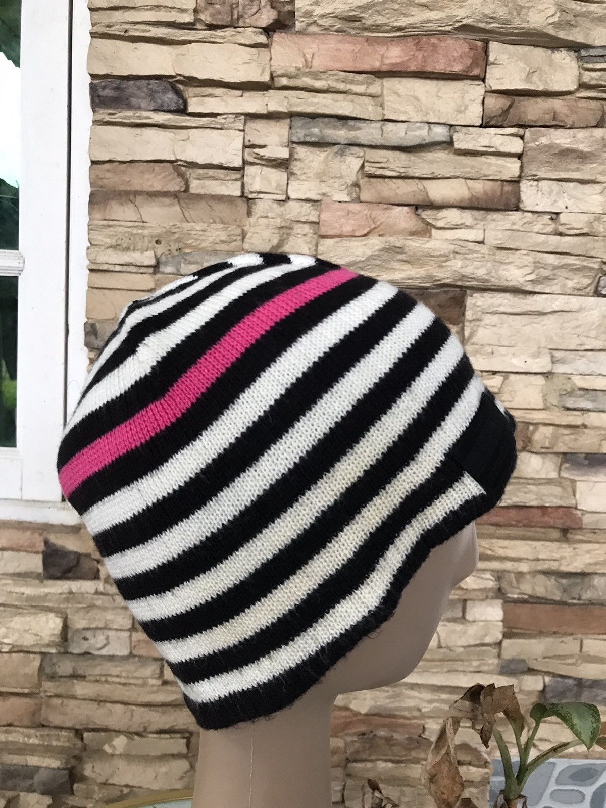 Vintage Vintage Montage Beanie Hat Patches punk rock misfits Size ONE SIZE - 6 Thumbnail