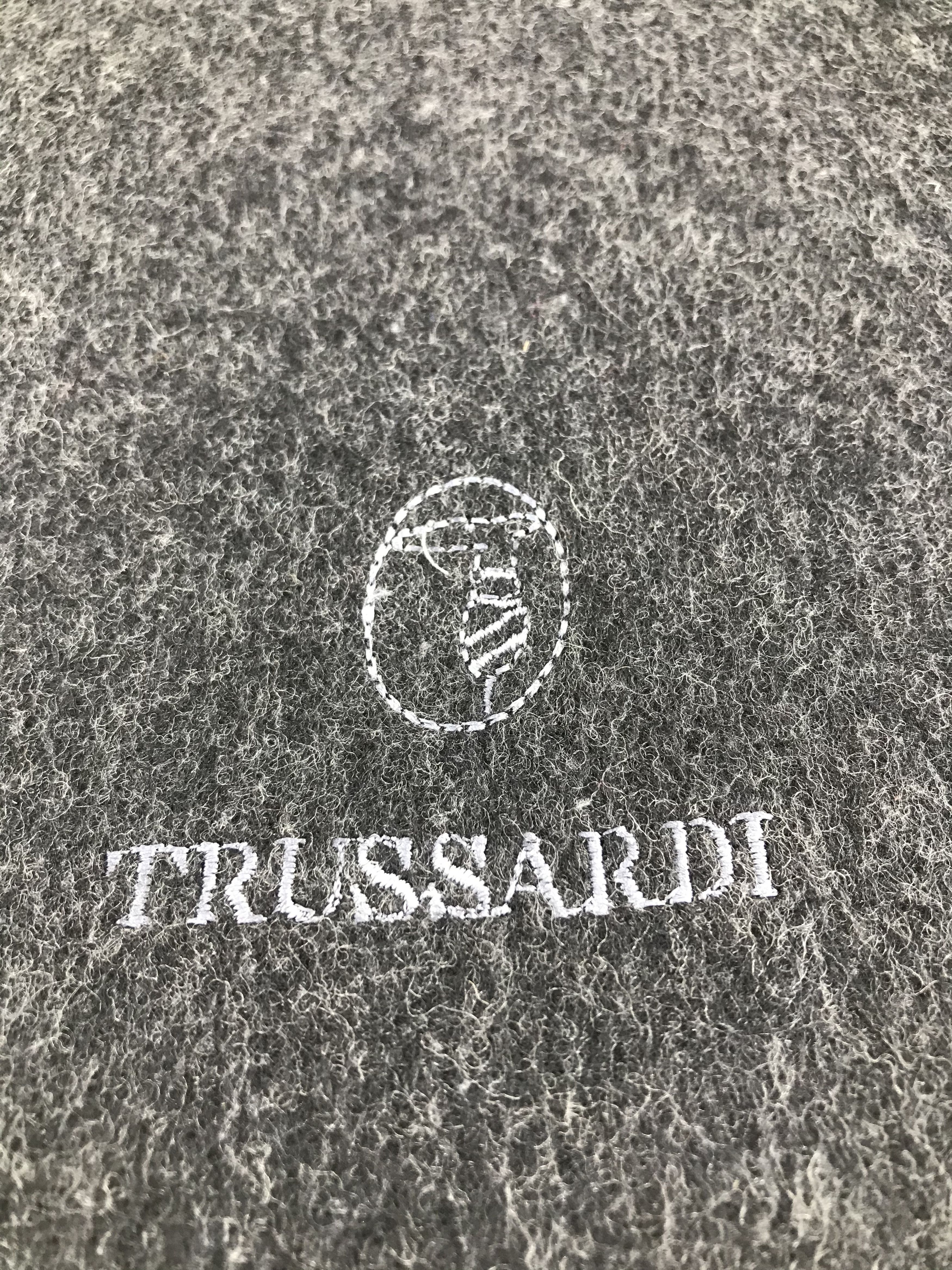 Trussardi Trussardi Plain Black Wool Scarf Muffler Neck Wrap V208 Size ONE SIZE - 4 Thumbnail
