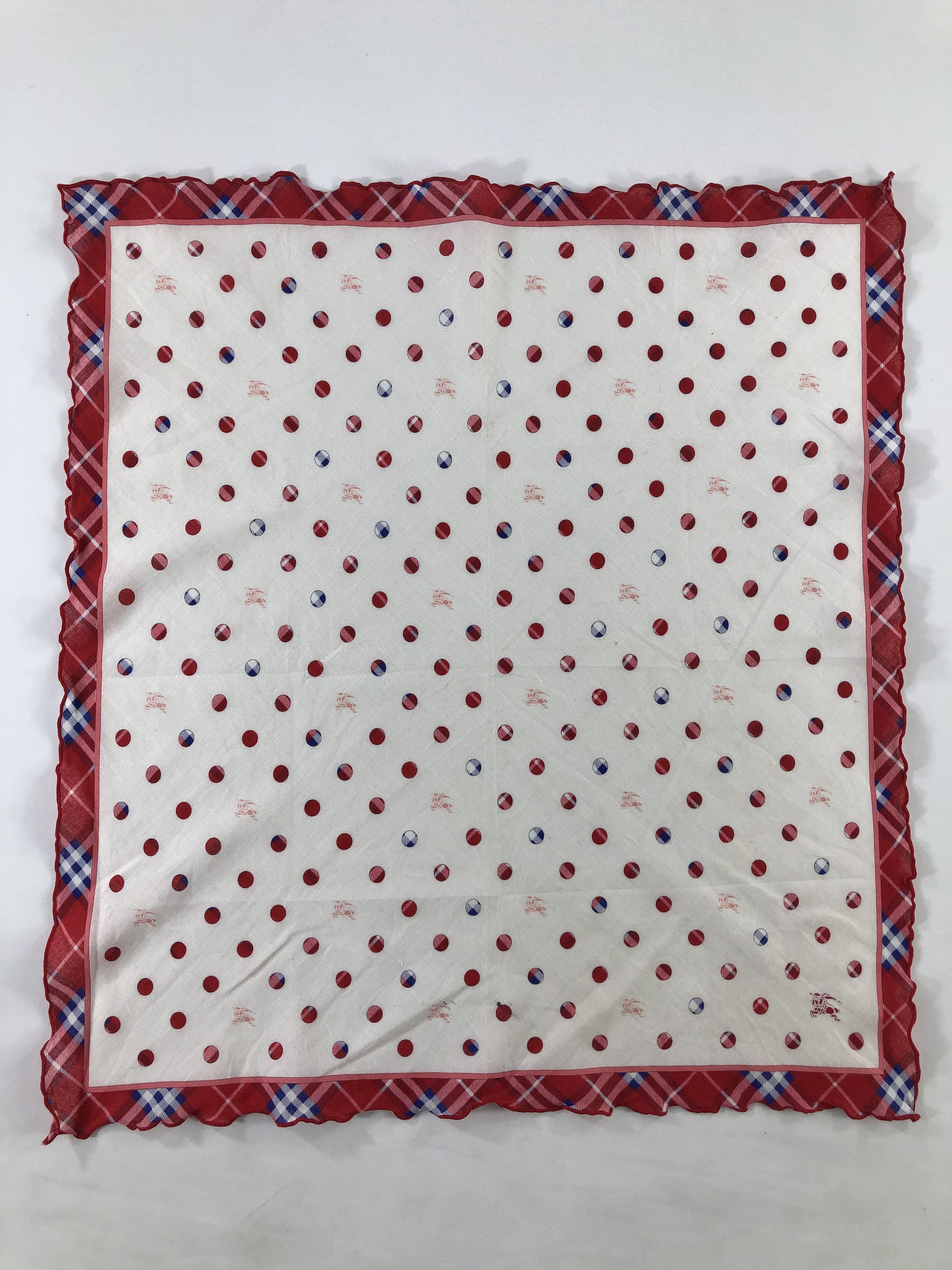 Burberry Burberry Handkerchief / Bandana / Neckerchief Size ONE SIZE - 1 Thumbnail