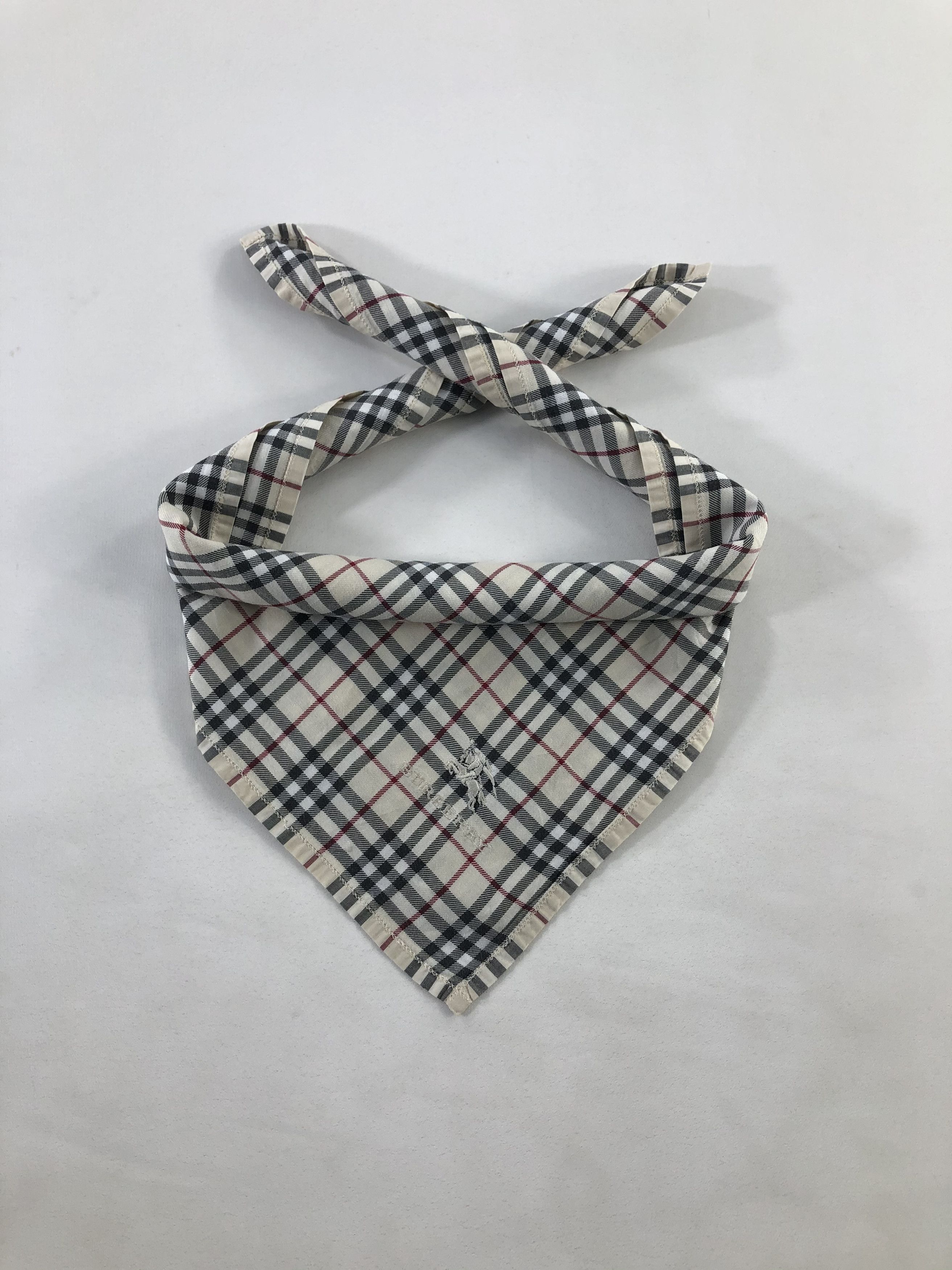 Burberry Burberry Handkerchief / Bandana / Neckerchief Size ONE SIZE - 1 Thumbnail