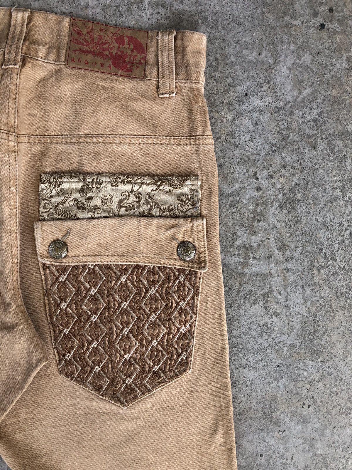 Japanese Brand Kagura Embroidered Jeans Distressed Jeans Size US 31 - 10 Thumbnail