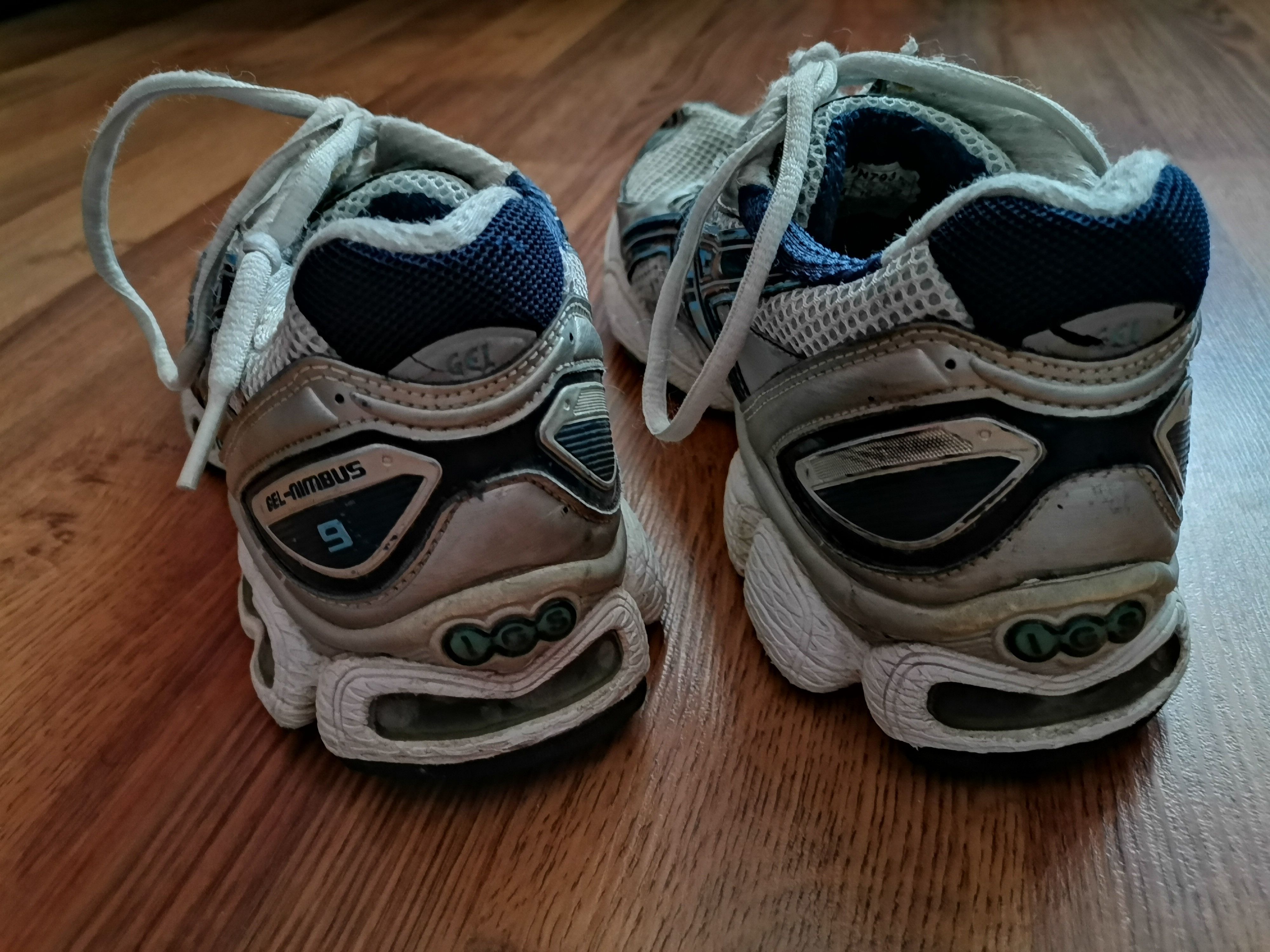 Asics × Vintage Vintage Asics Gel-Nimbus 9 Shoes Size US 9 / EU 42 - 5 Thumbnail