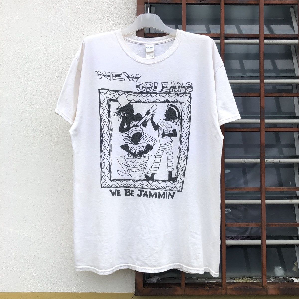 Vintage Reggae Rasta Jamaican We Be Jammin Graphic Tshirt Size US XL / EU 56 / 4 - 1 Thumbnail