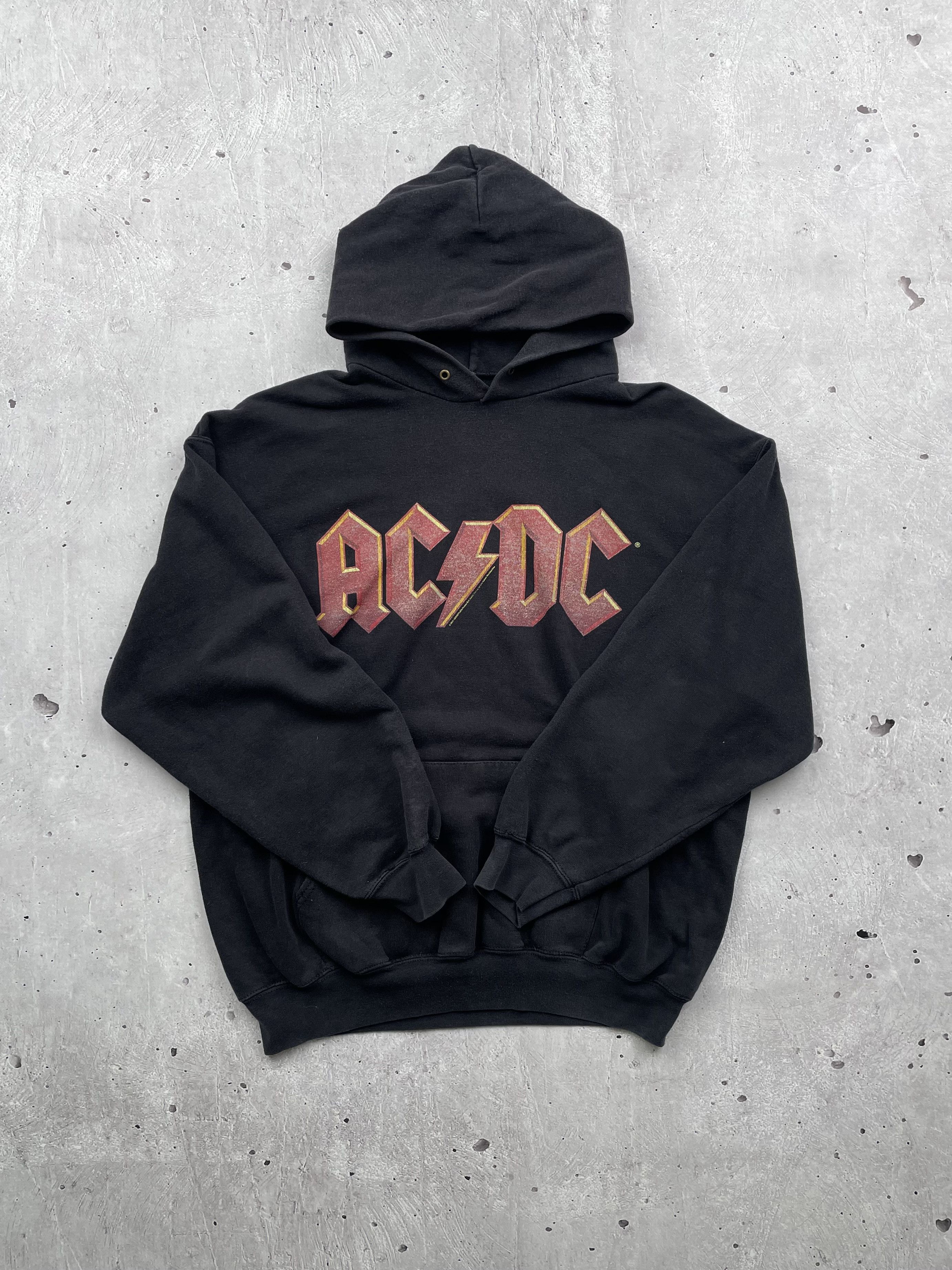 Ac/Dc × Streetwear × Vintage ACDC 2011 Vintage Concert Merch | Grailed