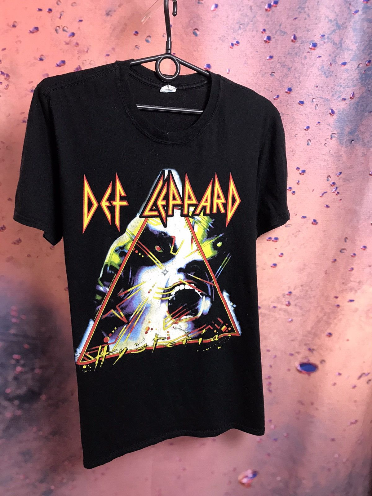 Band Tees Vintage Def Leppard band rock tee Size US M / EU 48-50 / 2 - 2 Thumbnail