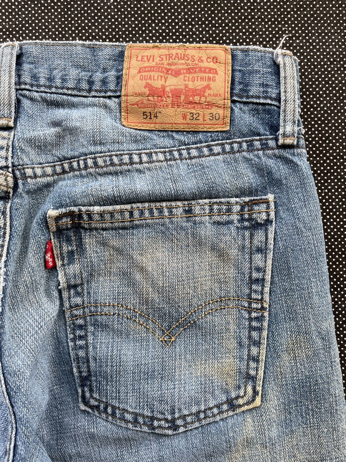 Vintage Levis 514 Rusty Wash Jeans - J022