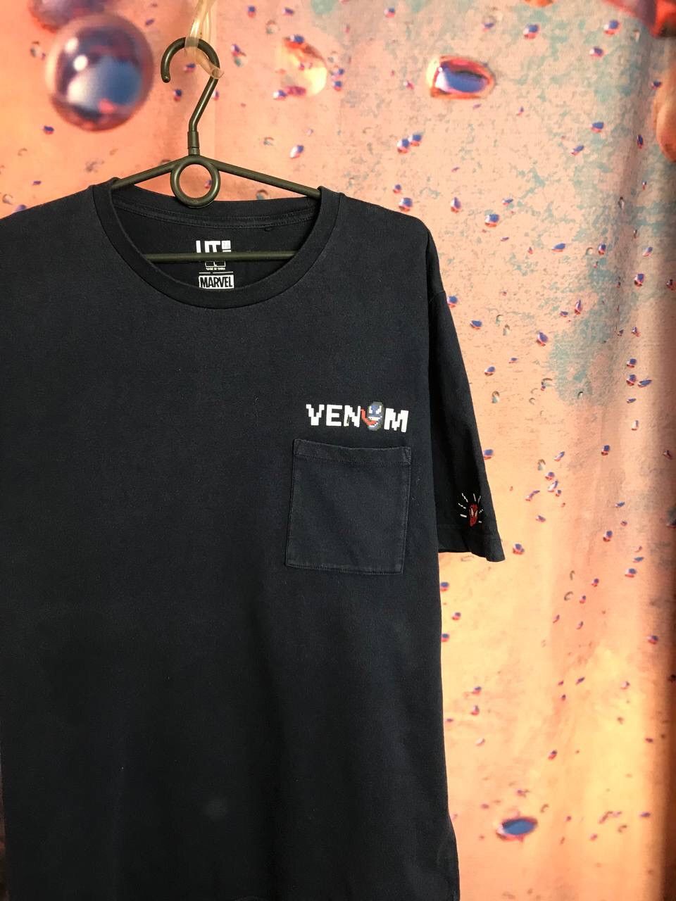 Marvel Comics × Uniqlo Uniqlo Venom streetwear movie tee Size US L / EU 52-54 / 3 - 1 Thumbnail