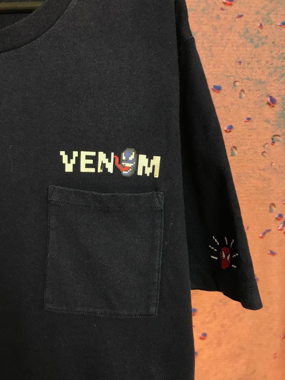 Marvel Comics × Uniqlo Uniqlo Venom streetwear movie tee Size US L / EU 52-54 / 3 - 3 Thumbnail