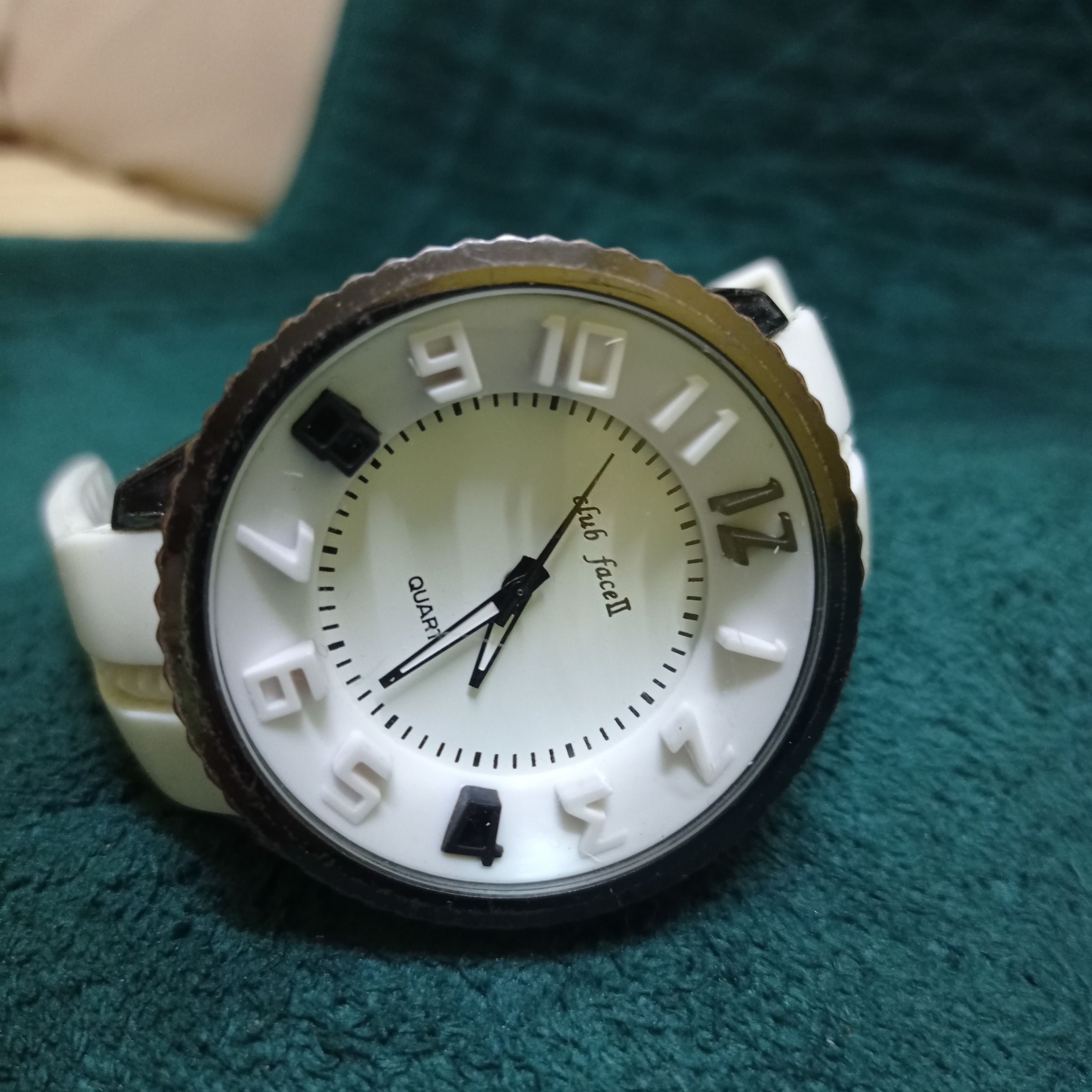 Vintage Club Face II (Big Mark) Japan Quartz Watch