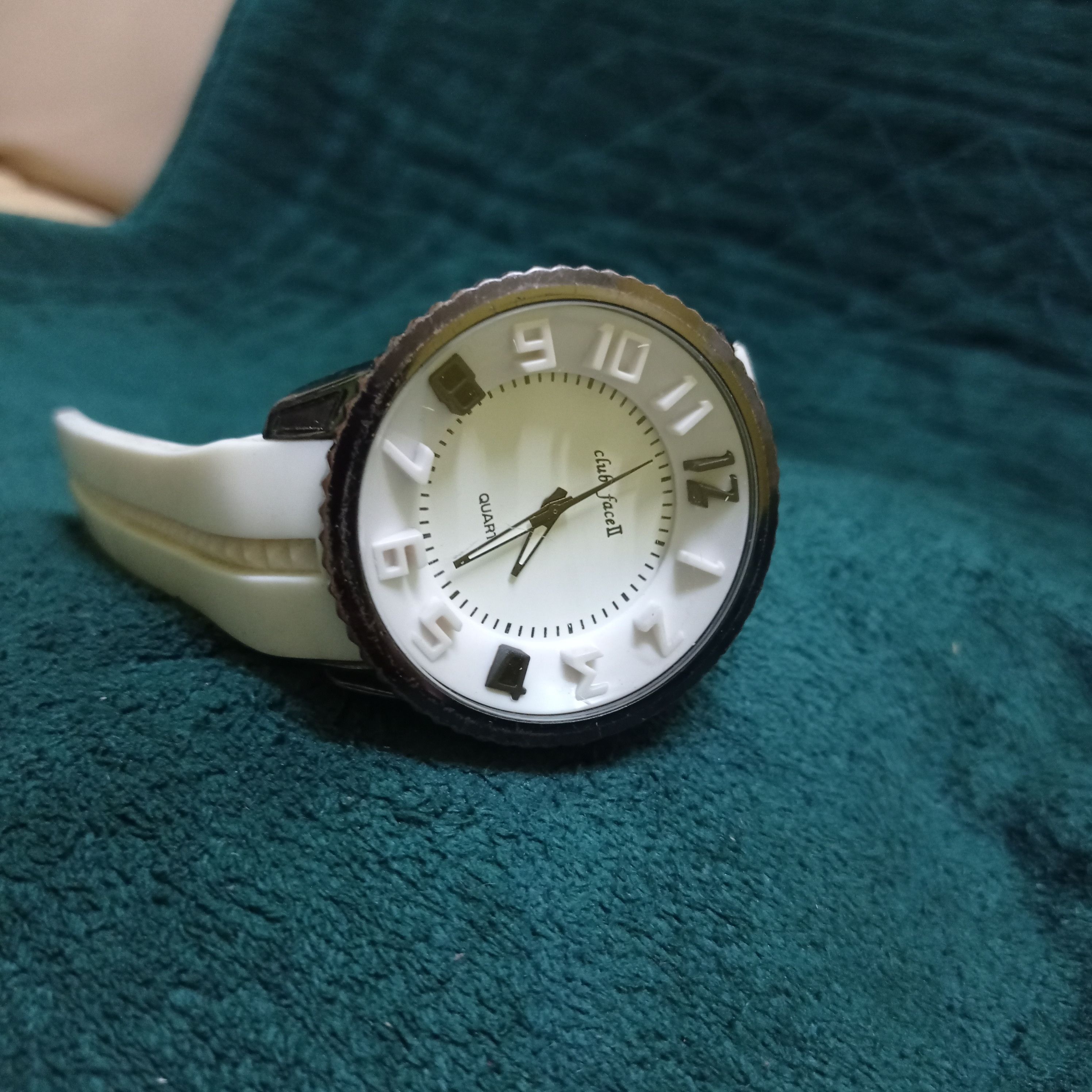Japanese Brand Vintage Club Face II (Big Mark) Japan Quartz Watch Size ONE SIZE - 8 Thumbnail