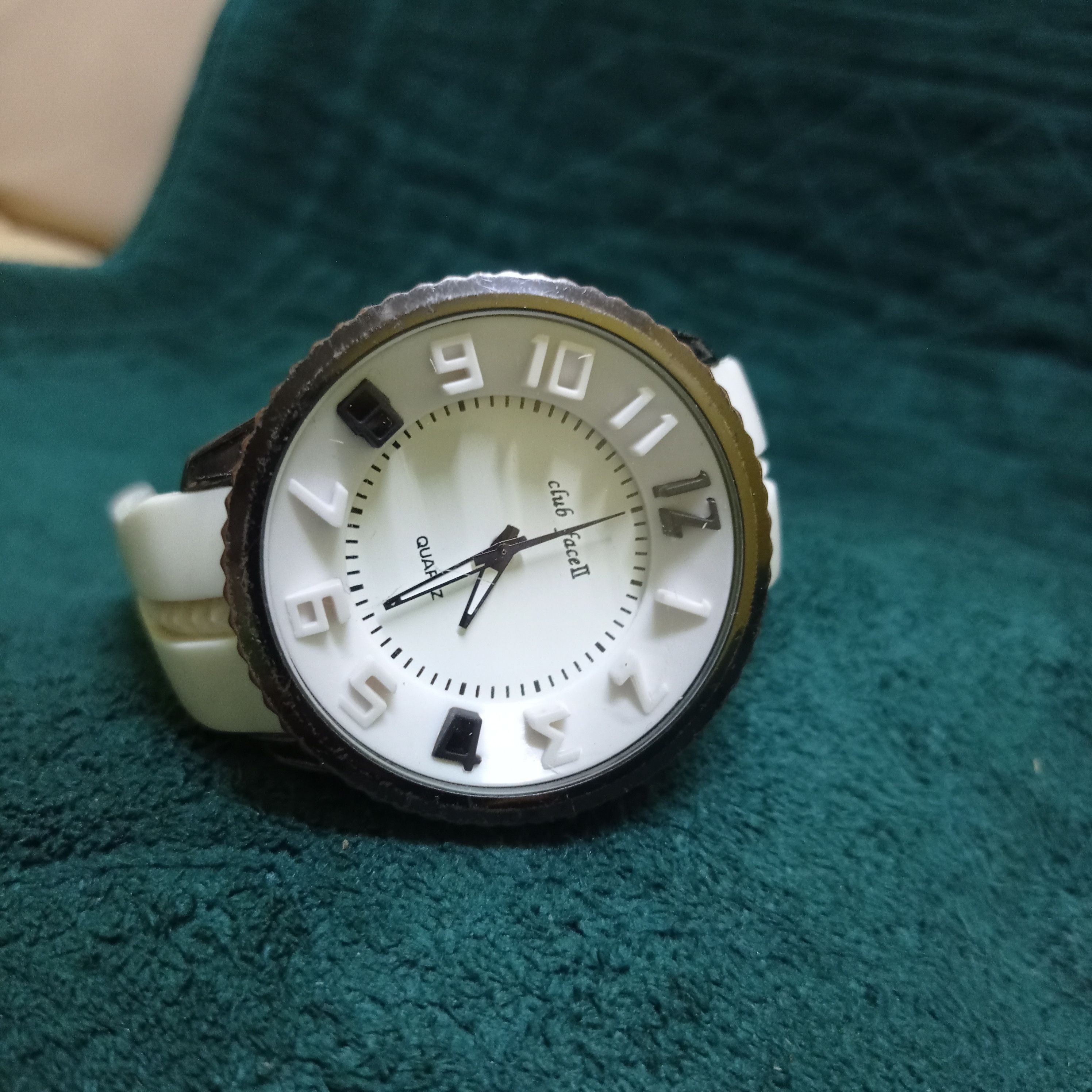 Japanese Brand Vintage Club Face II (Big Mark) Japan Quartz Watch Size ONE SIZE - 5 Thumbnail