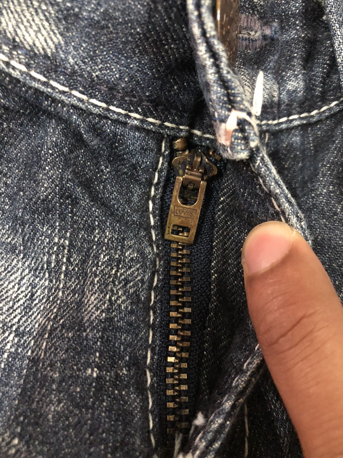 Levi's Levi’s flared bootcut style Size US 28 / EU 44 - 8 Thumbnail
