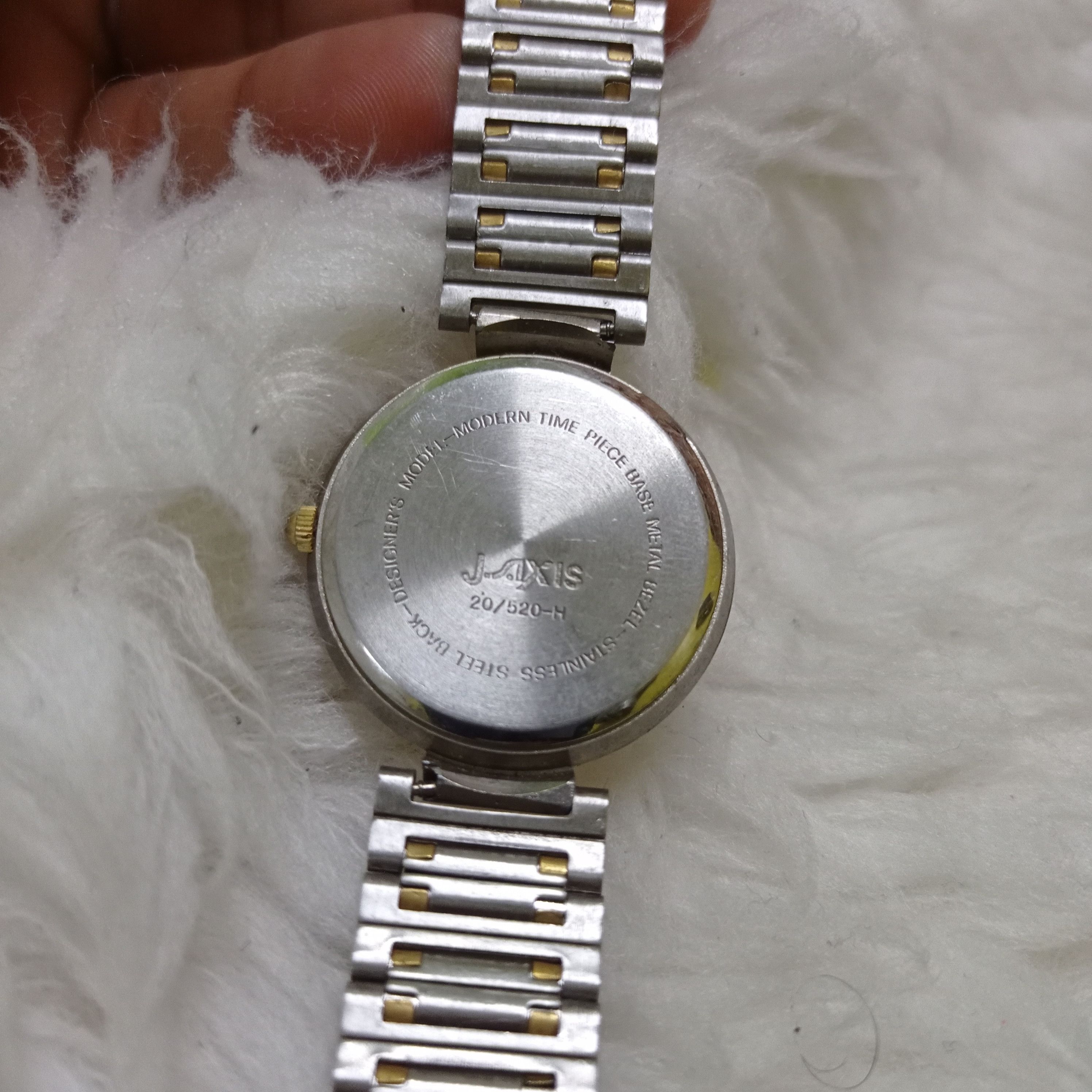 Japanese Brand Retro VINTAGE FASHION J.AXIS WATCH., ENGINE JAPAN. Size ONE SIZE - 3 Thumbnail