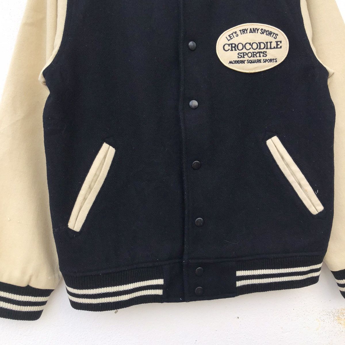Japanese Brand VINTAGE VARSITY JACKET CROCODILE SPORTS BIG LOGO Size US M / EU 48-50 / 2 - 4 Thumbnail